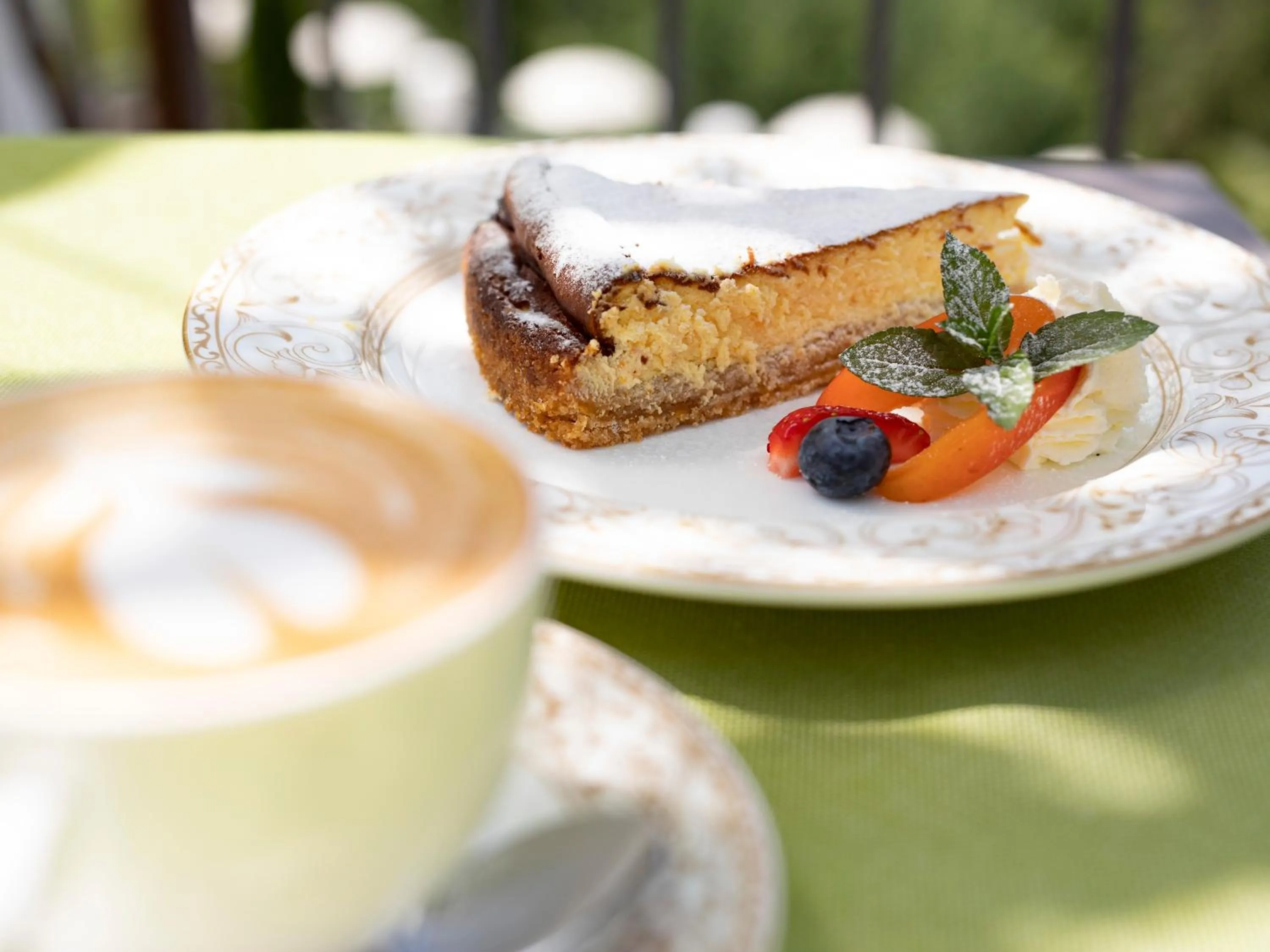 Food and drinks in Hotel Weingut Innerleiterhof