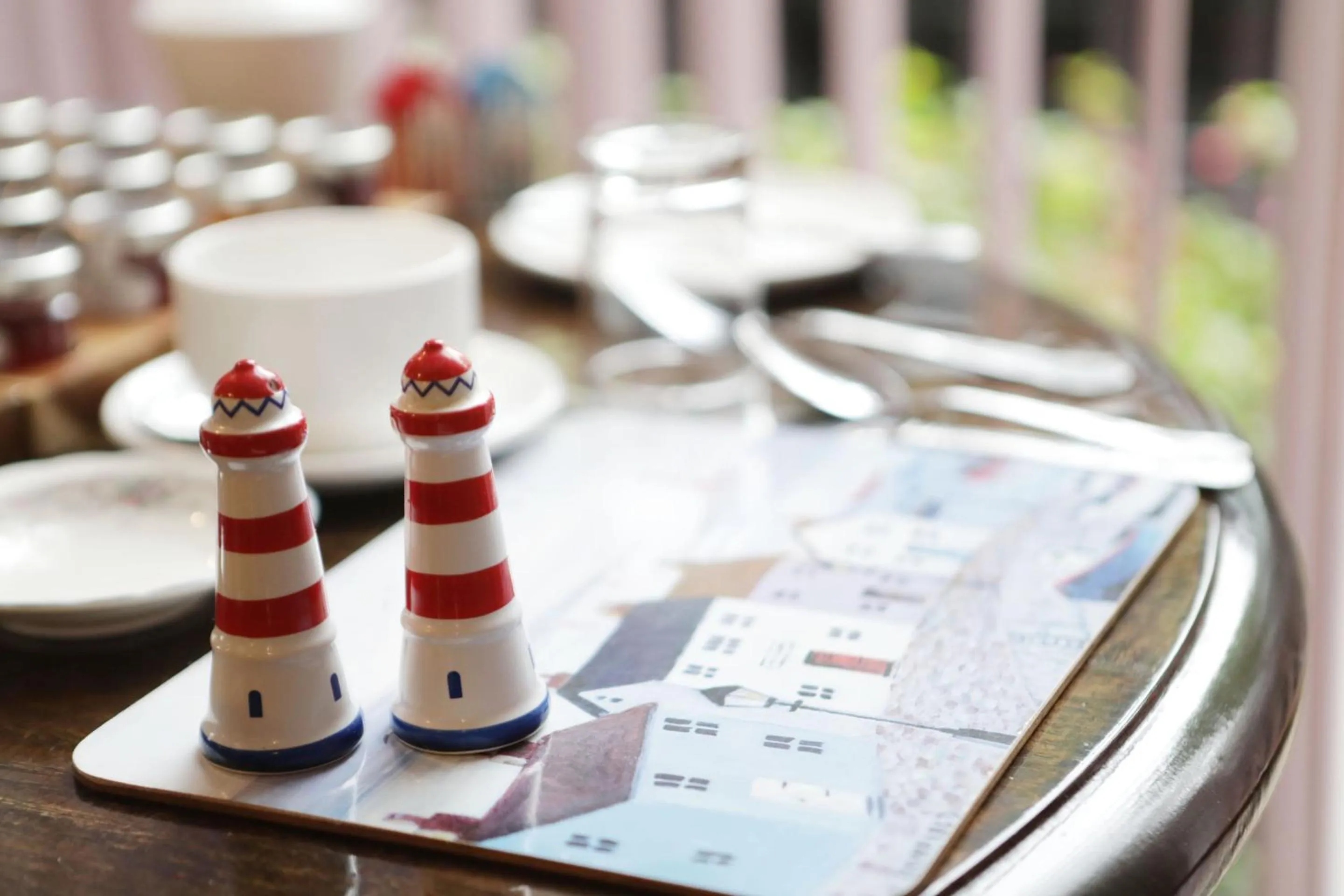 Dining area in Bryn Woodlands House