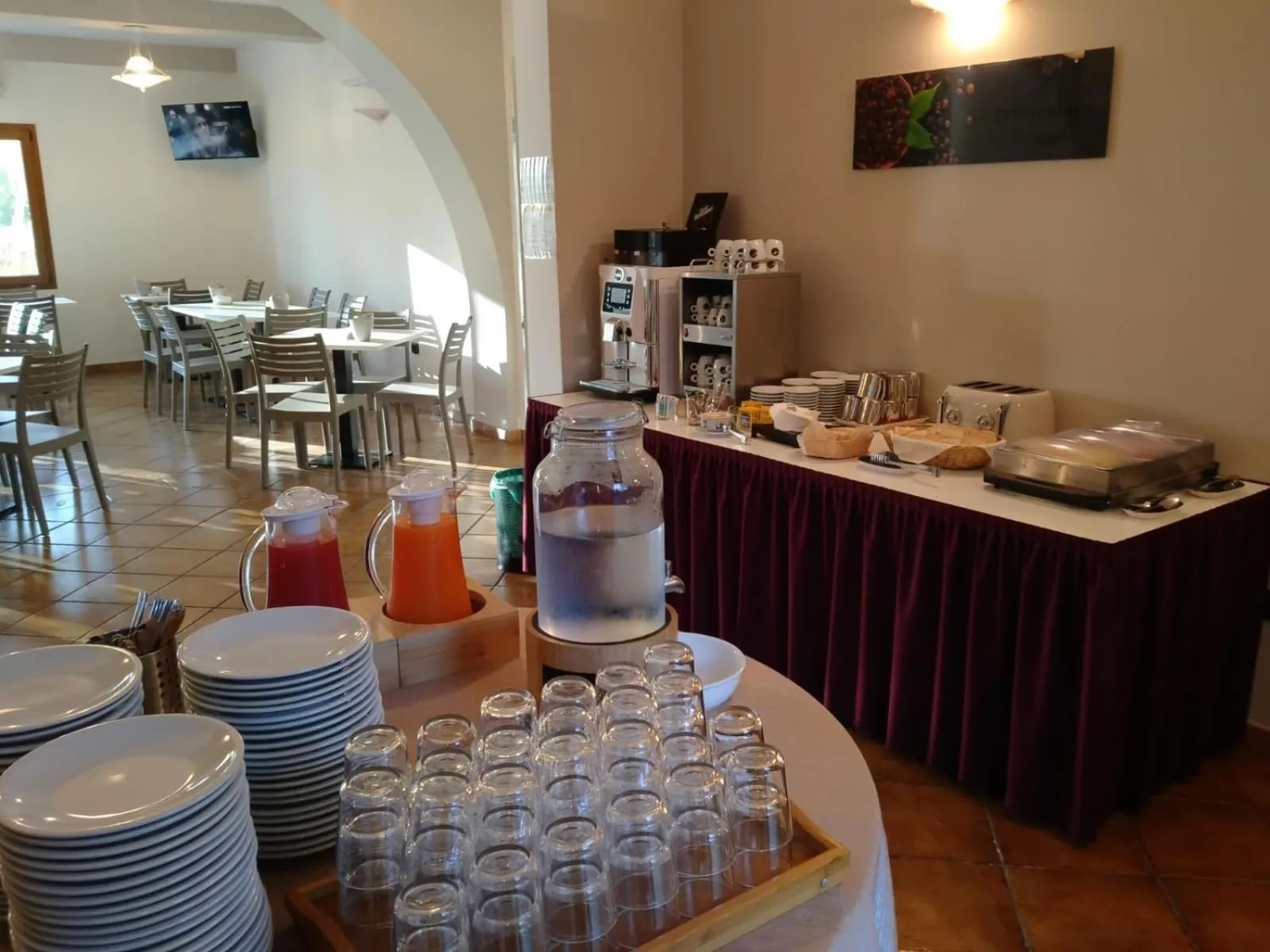 Buffet breakfast in Hotel Magnolia