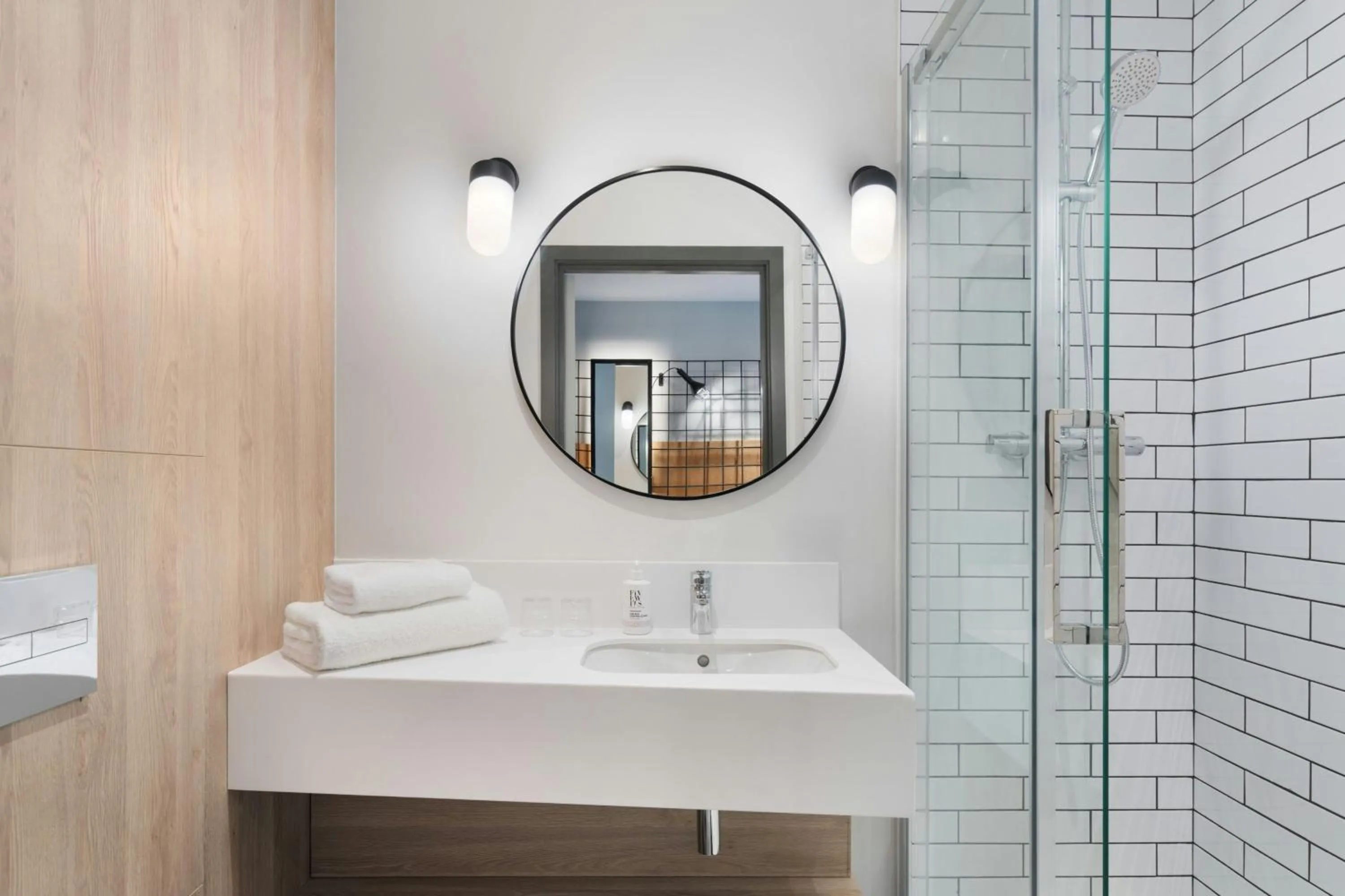 Bathroom in Moxy Belfast City