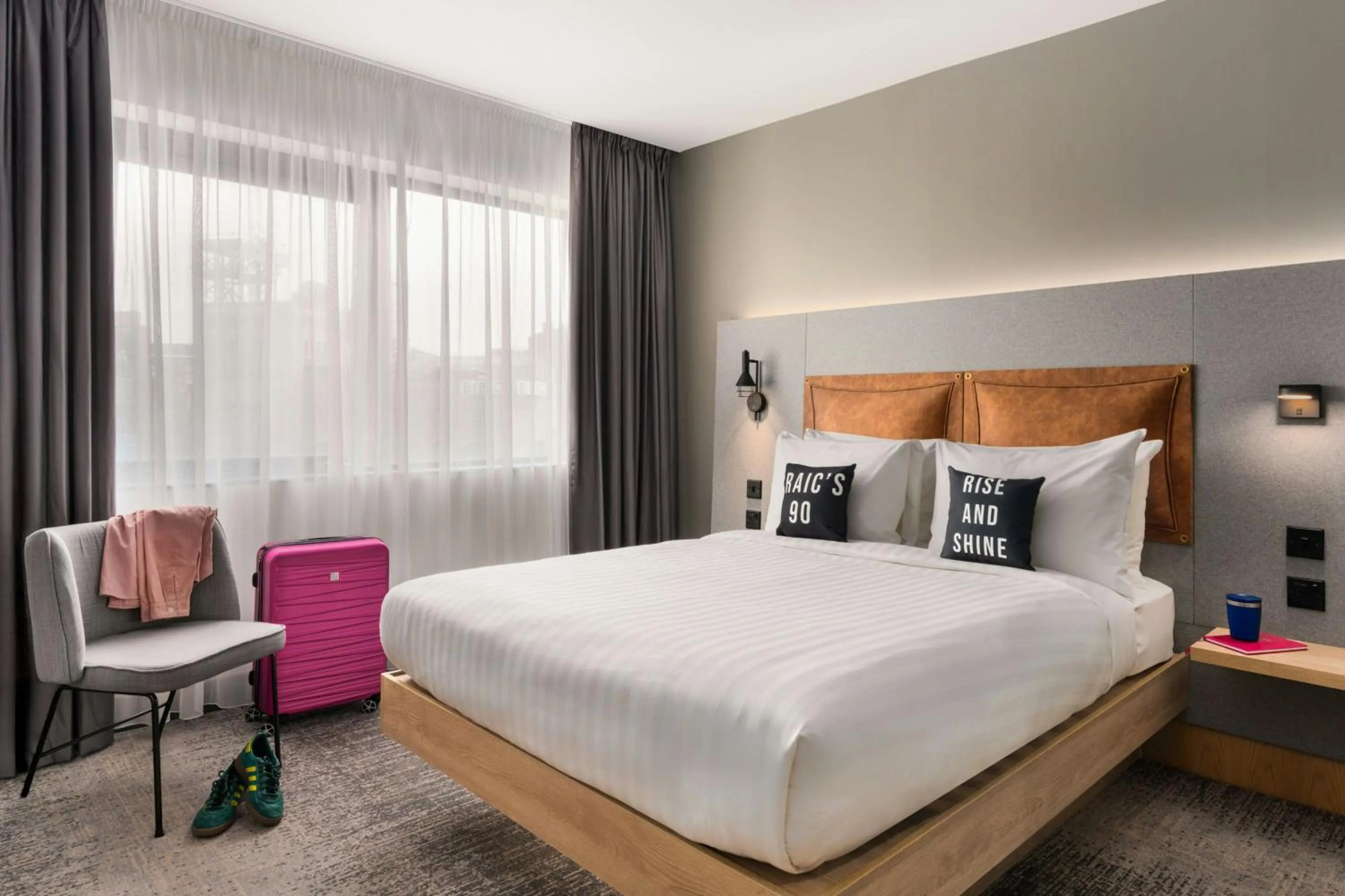 Photo of the whole room, Bed in Moxy Belfast City