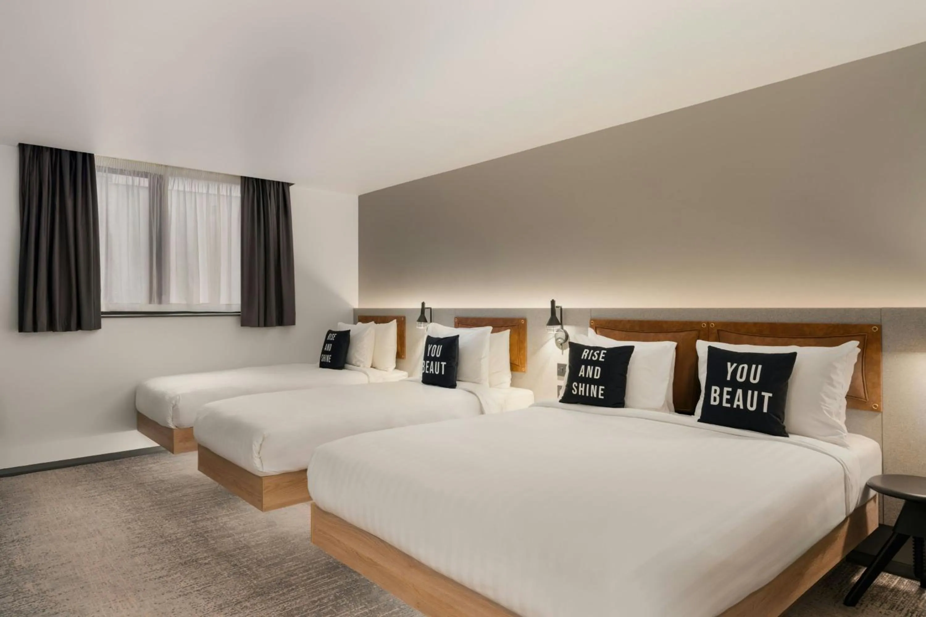 Photo of the whole room, Bed in Moxy Belfast City