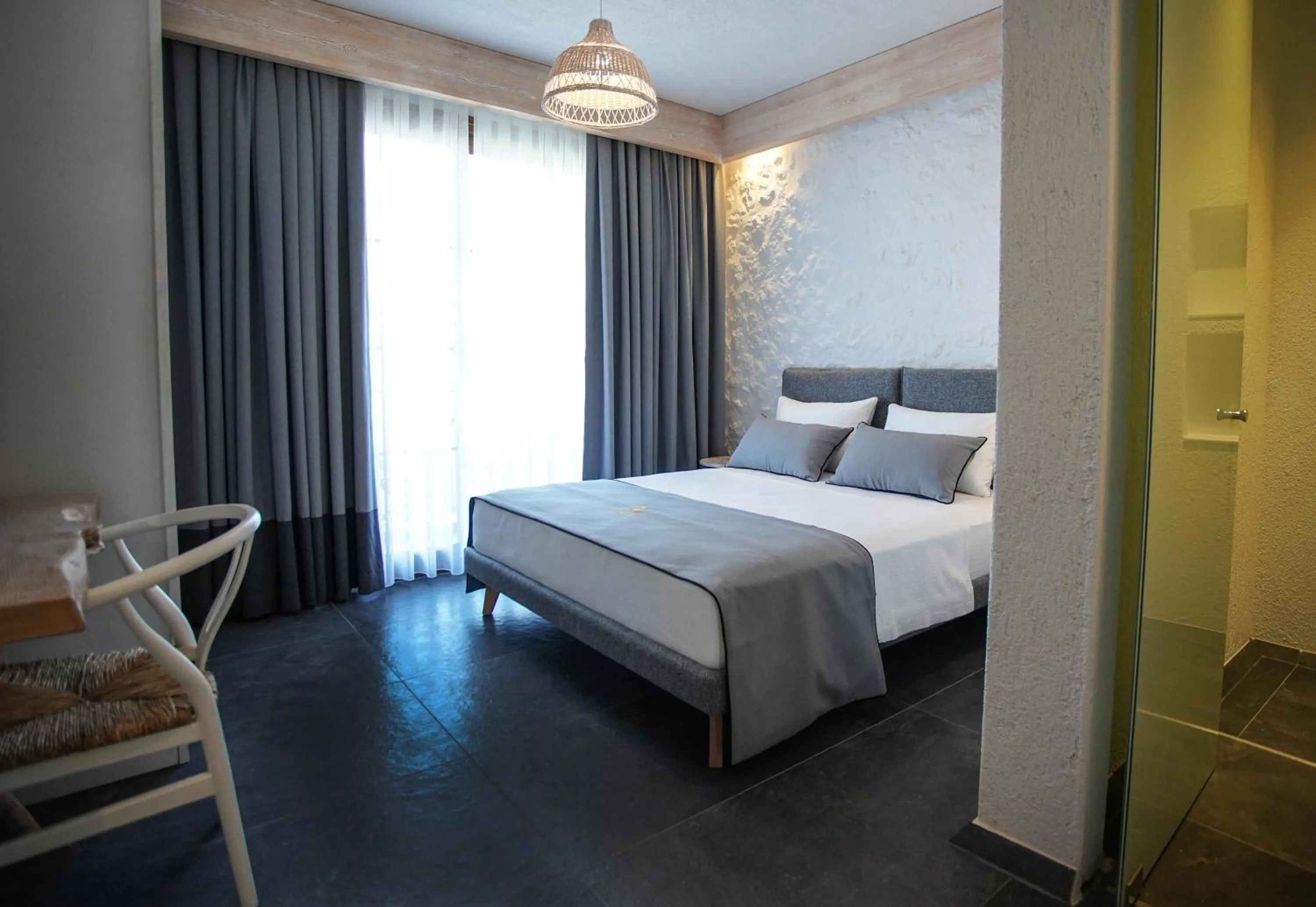 Avalon Boutique Hotel & Suites