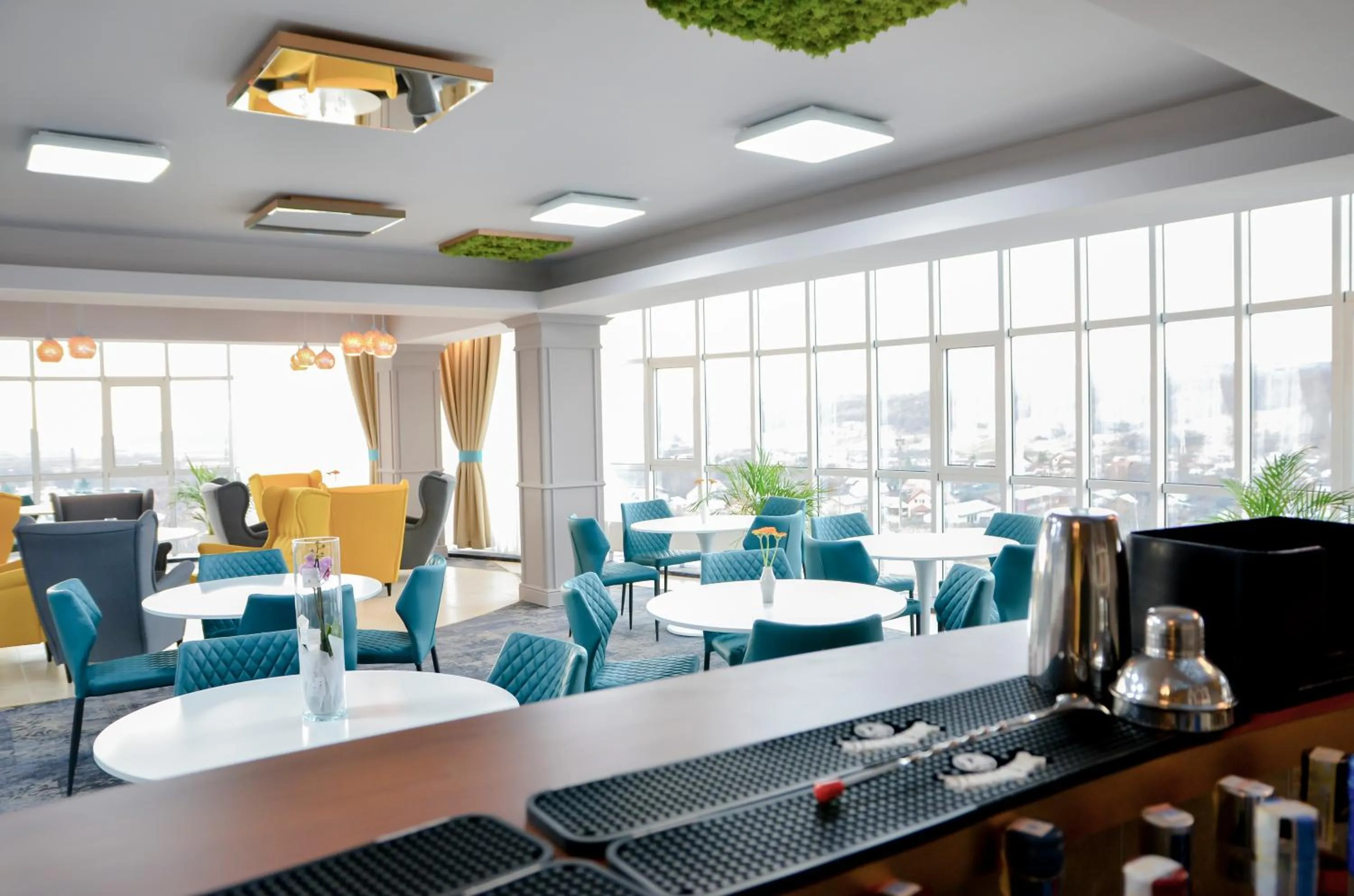 Lounge or bar in Hotel Afrodita -Valenii De Munte