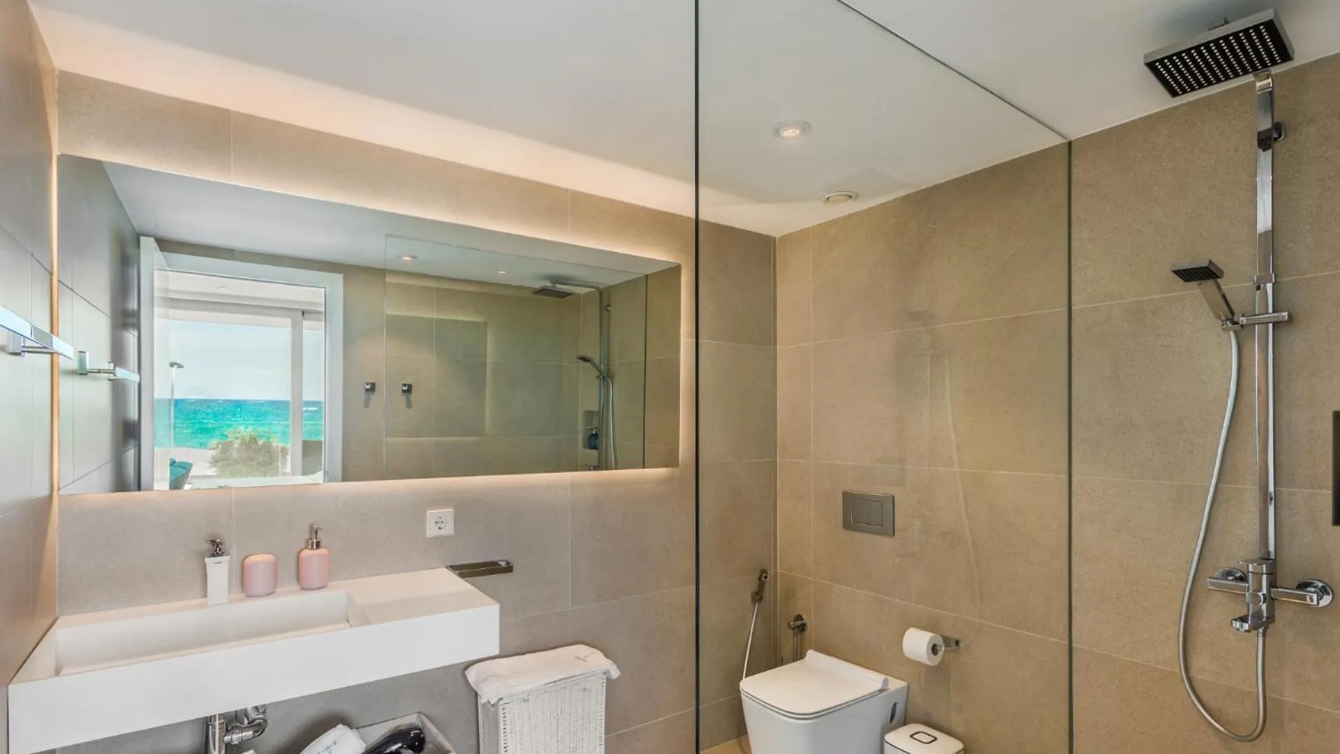 Bathroom in The Hype Beachhouse