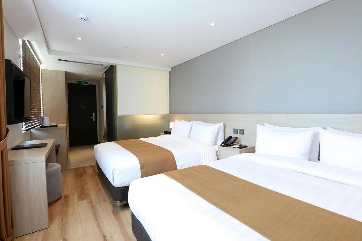 Bed in Gangneung City Hotel