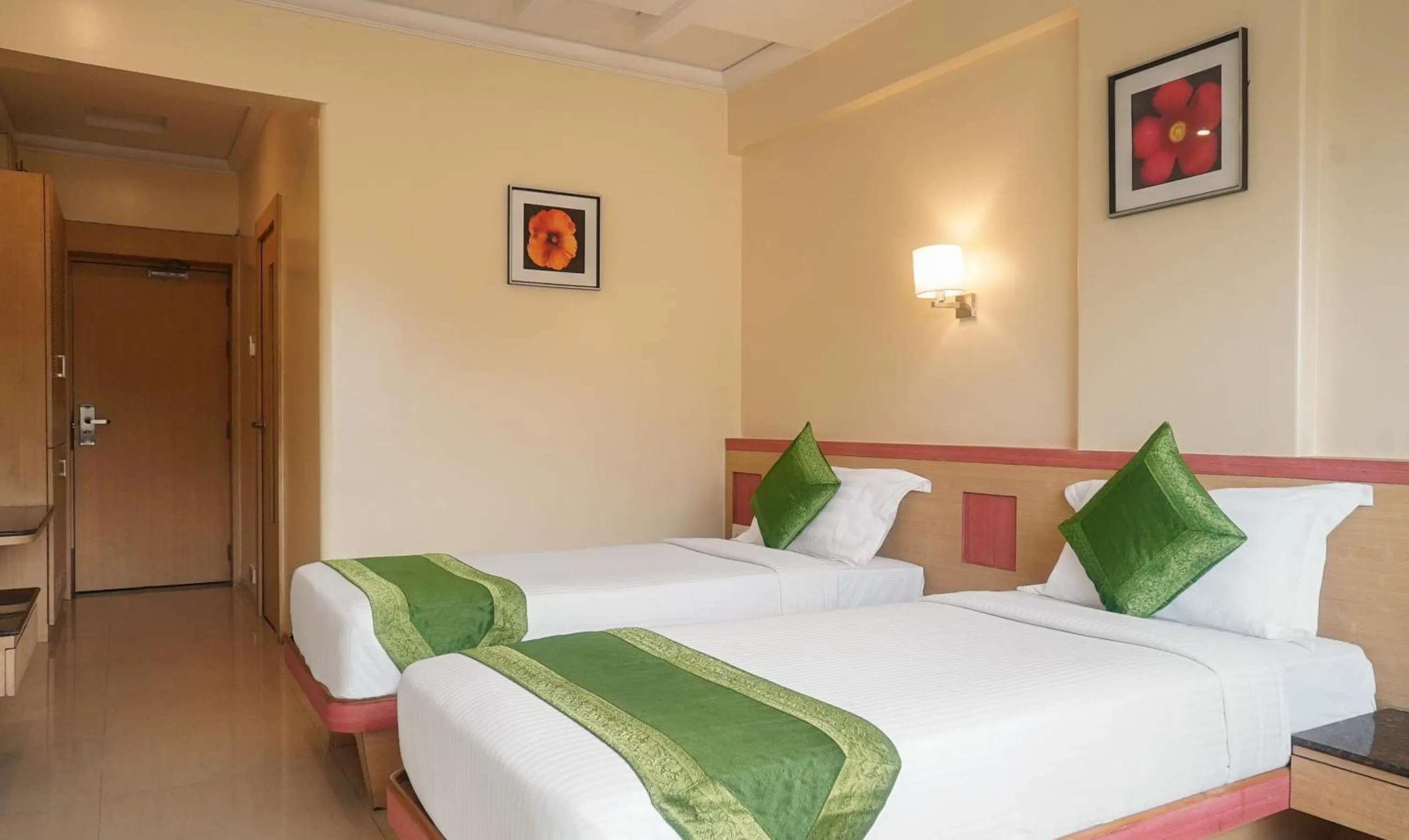 Bed in Treebo Brahma Regency