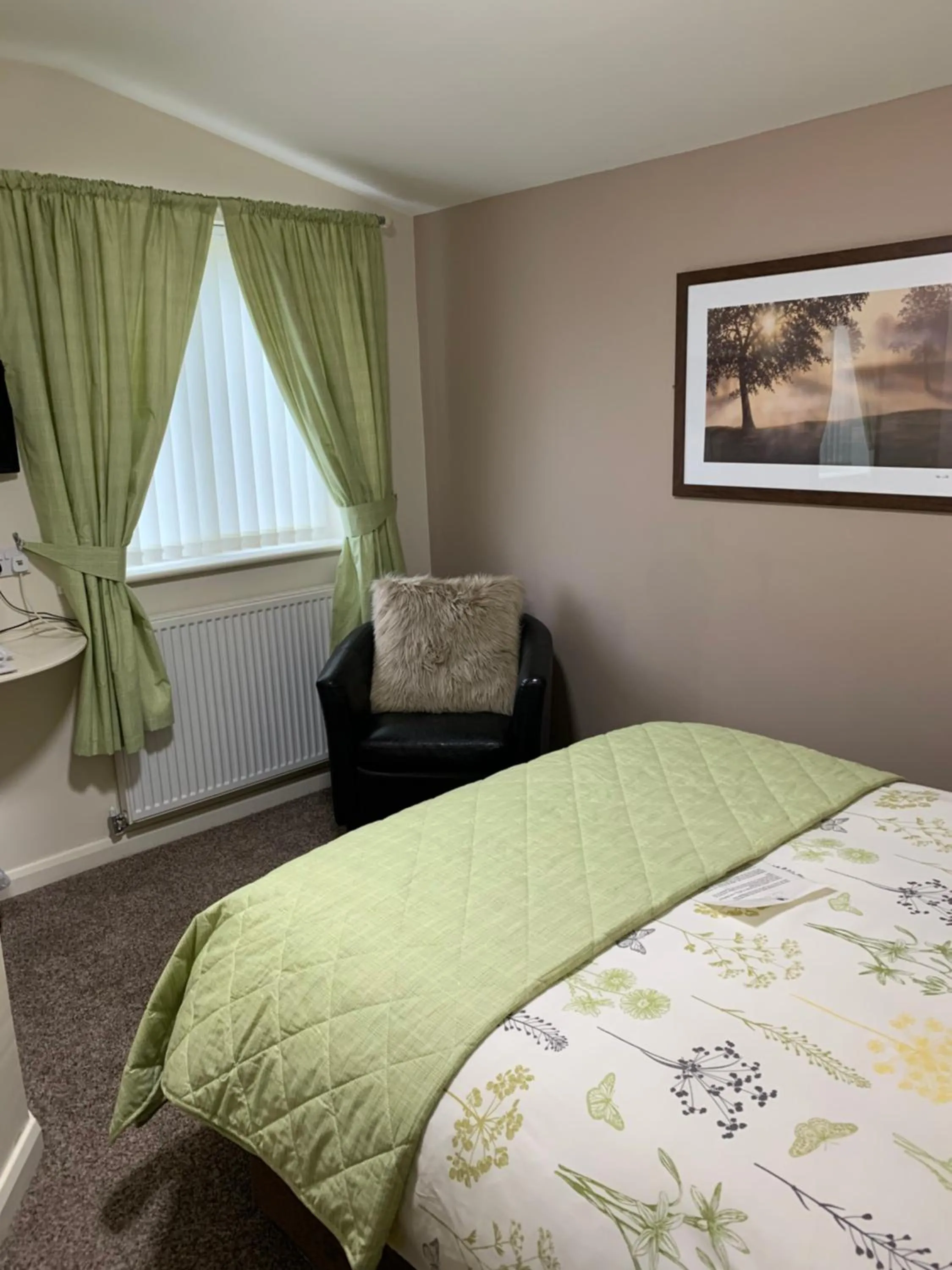 Bed in Redbeck Motel