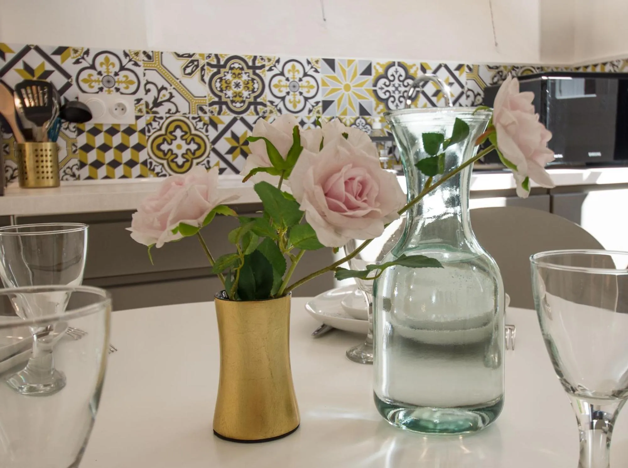 Food and drinks in La Dame du Taur by Cocoonr