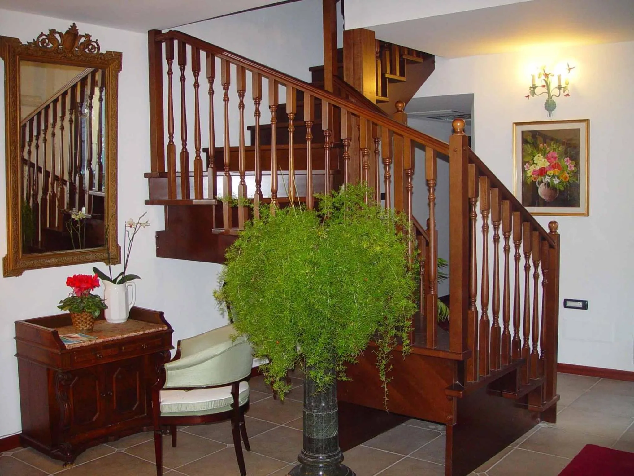 Decorative detail in Hotel Centrale Bellagio