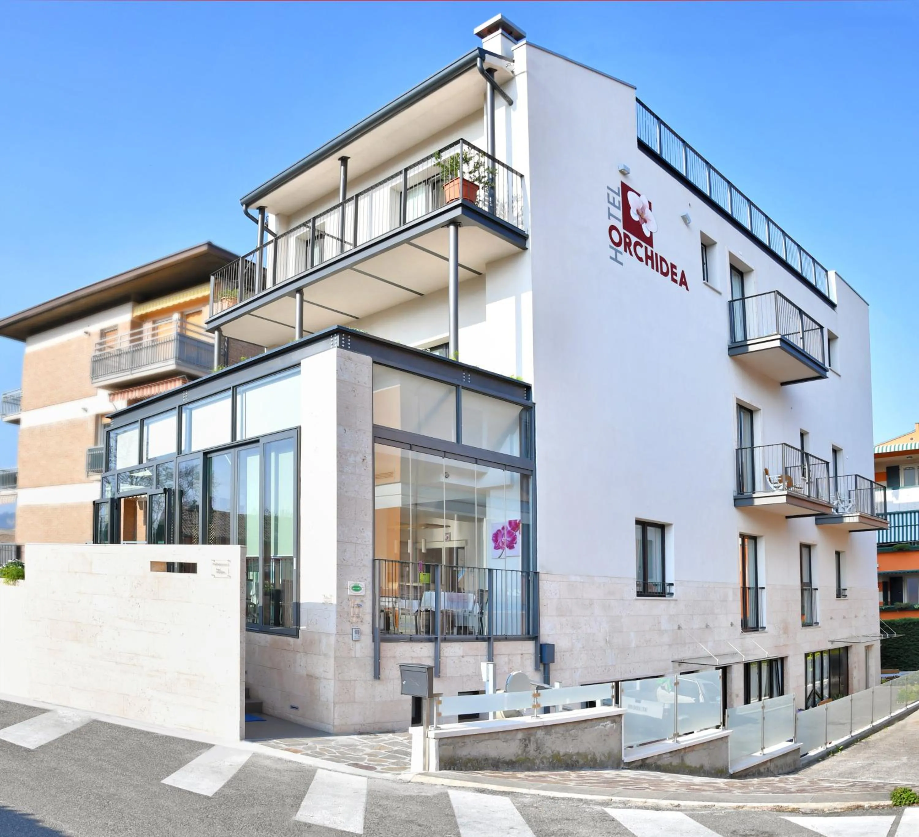 Facade/entrance in Hotel Orchidea