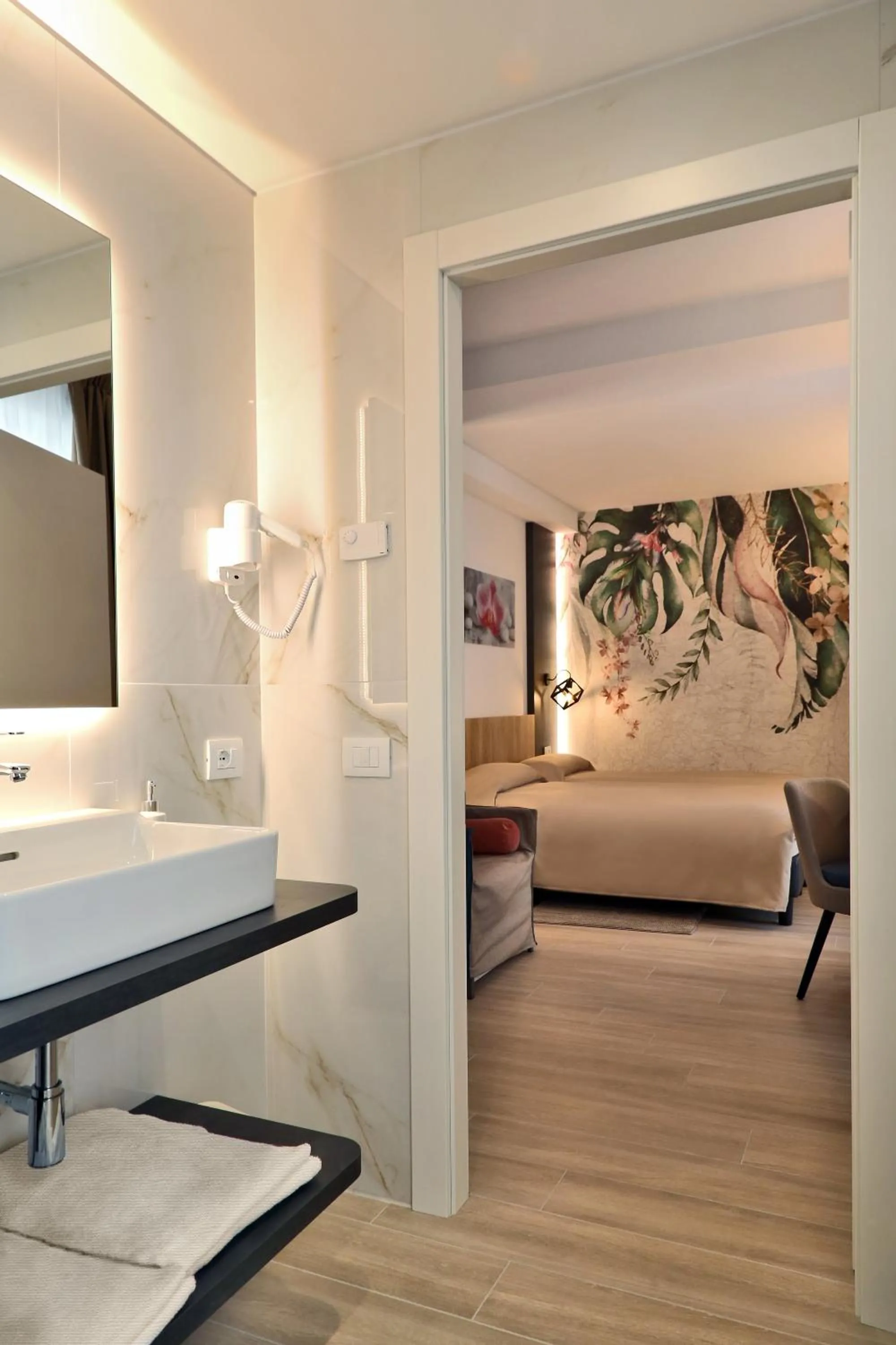 Photo of the whole room in Hotel Orchidea
