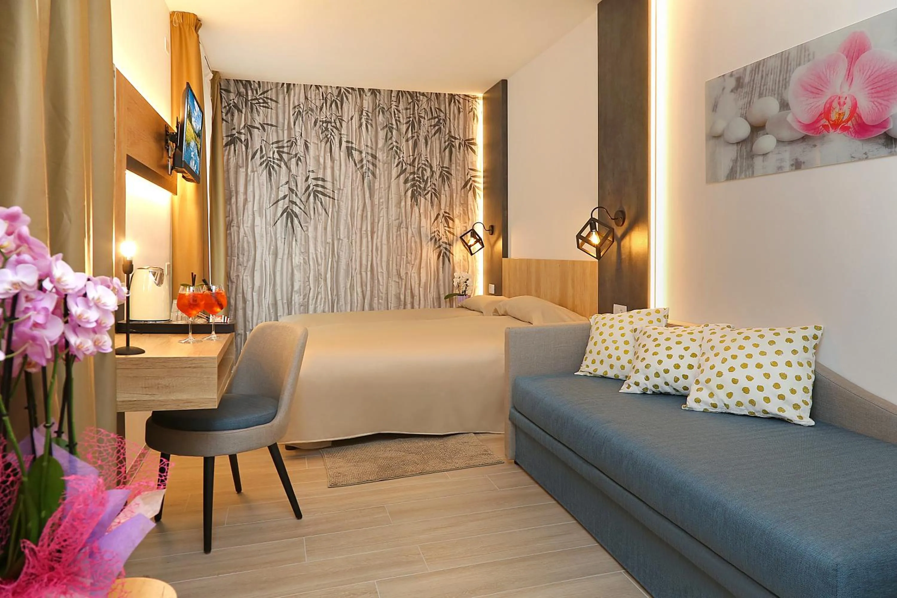 Photo of the whole room in Hotel Orchidea