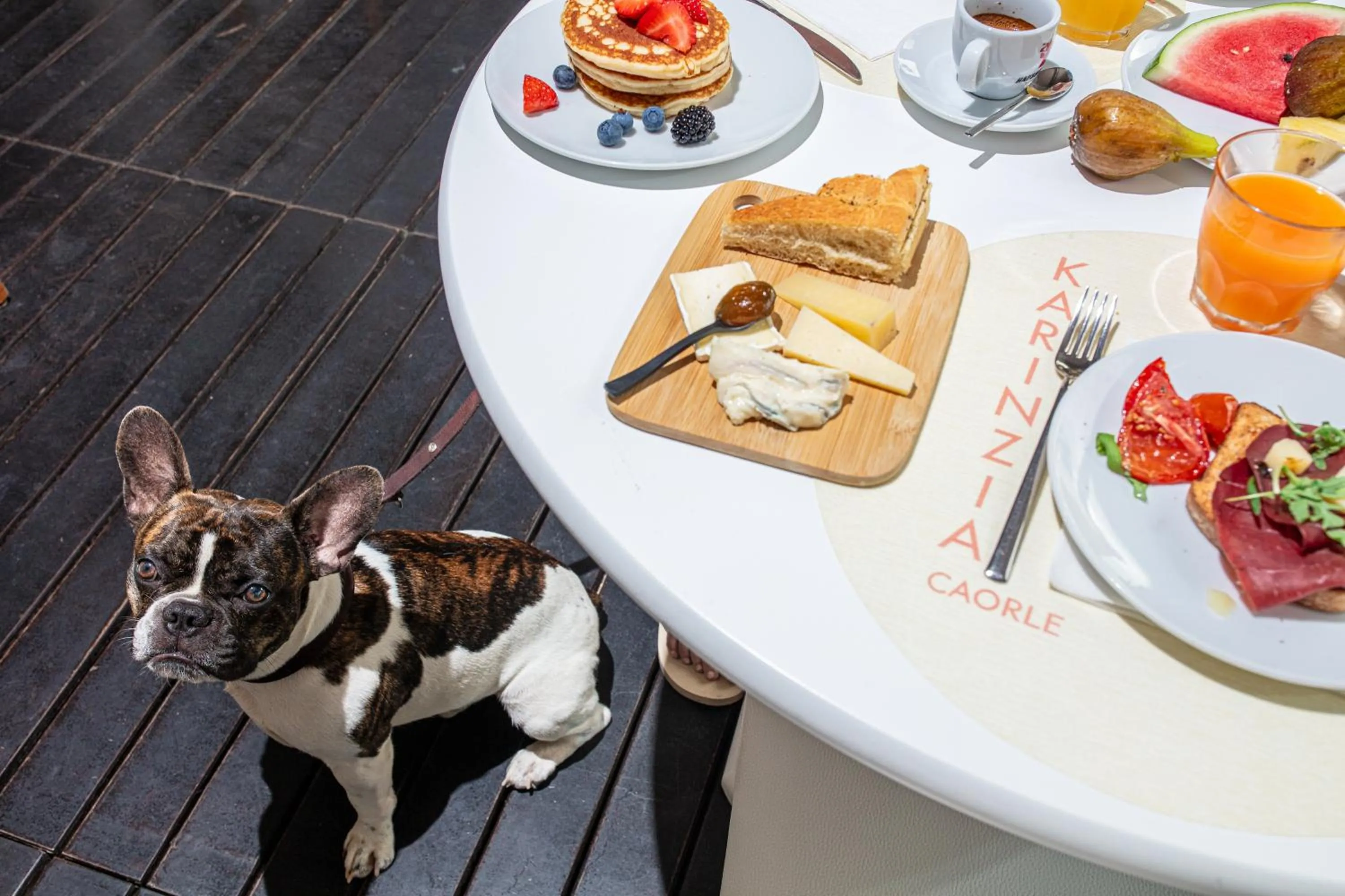 Breakfast in Hotel Karinzia