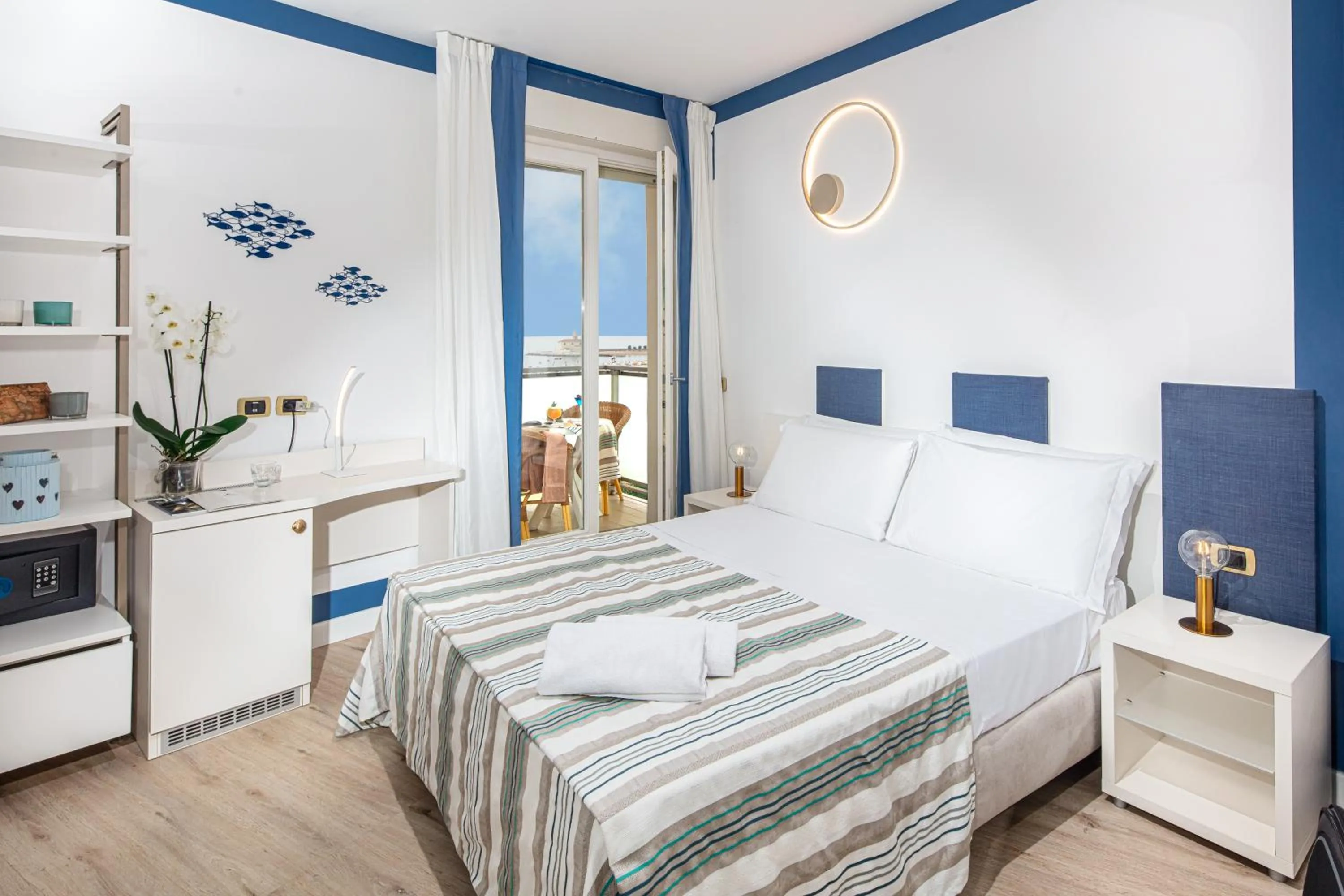 Bedroom in Hotel Karinzia