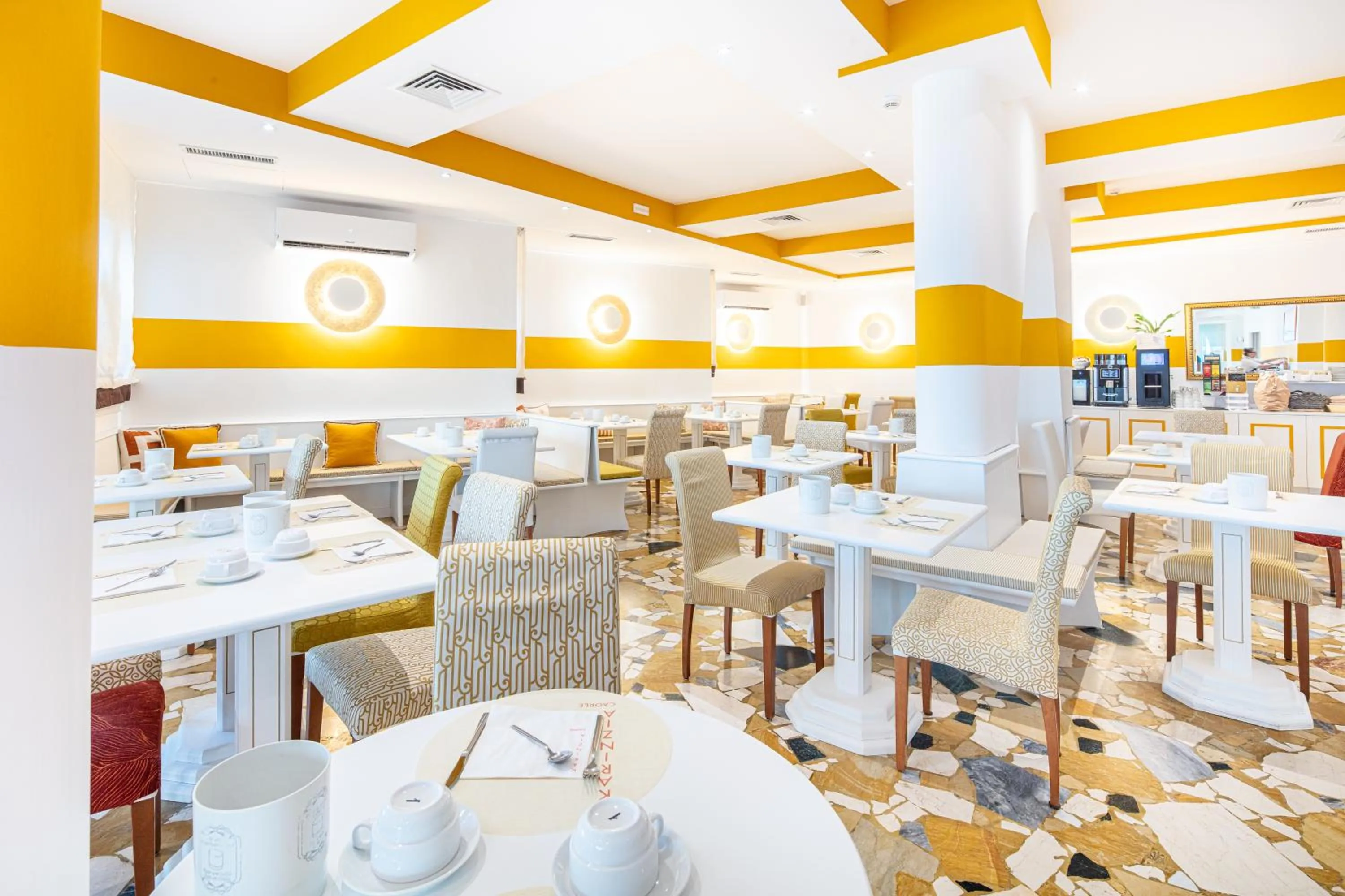 Breakfast in Hotel Karinzia