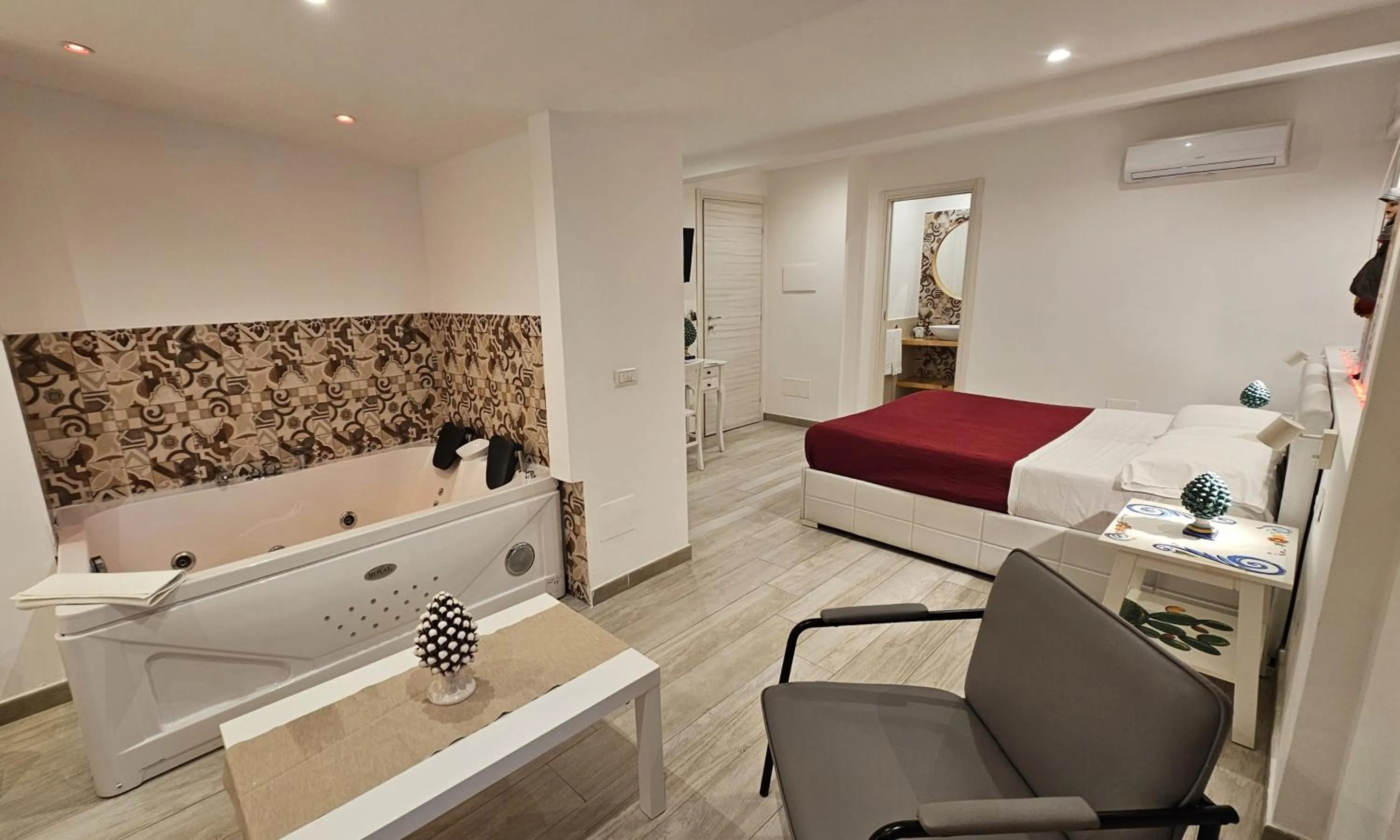 Hot Tub in B&B Triskèles Adult Only