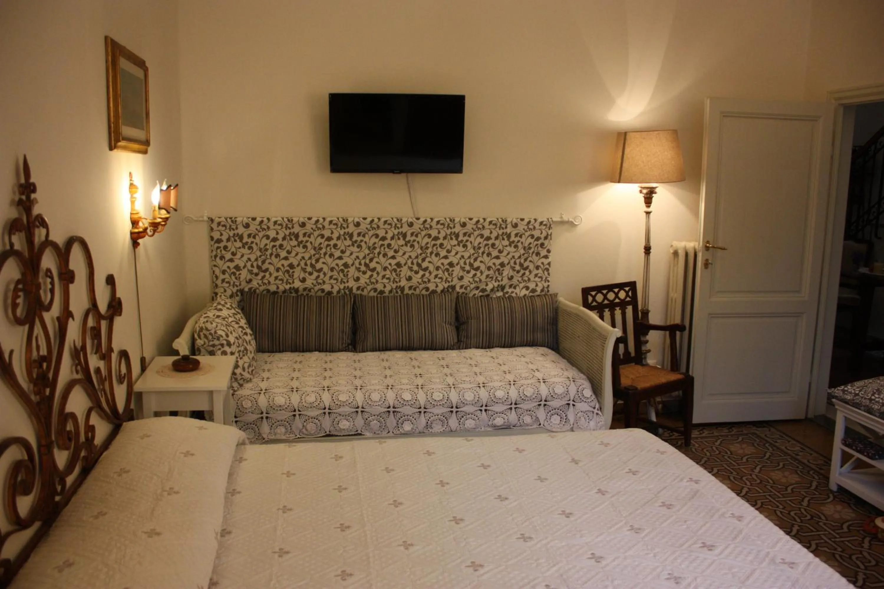 Rooms by Anna