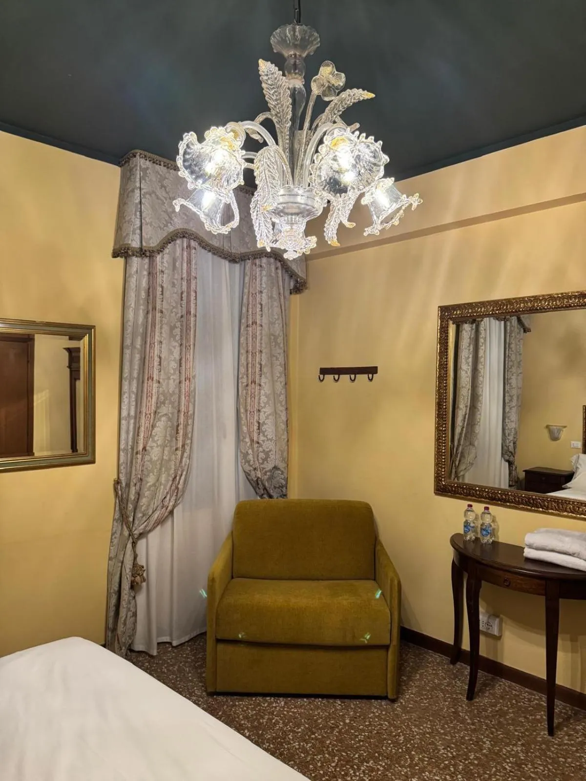 Decorative detail, Bed in Hotel Guerrato