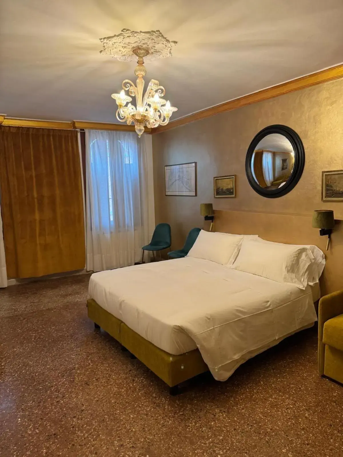 Double Room with Shared Bathroom in Hotel Guerrato Double Room with Shared Bathroom in Hotel Guerrato