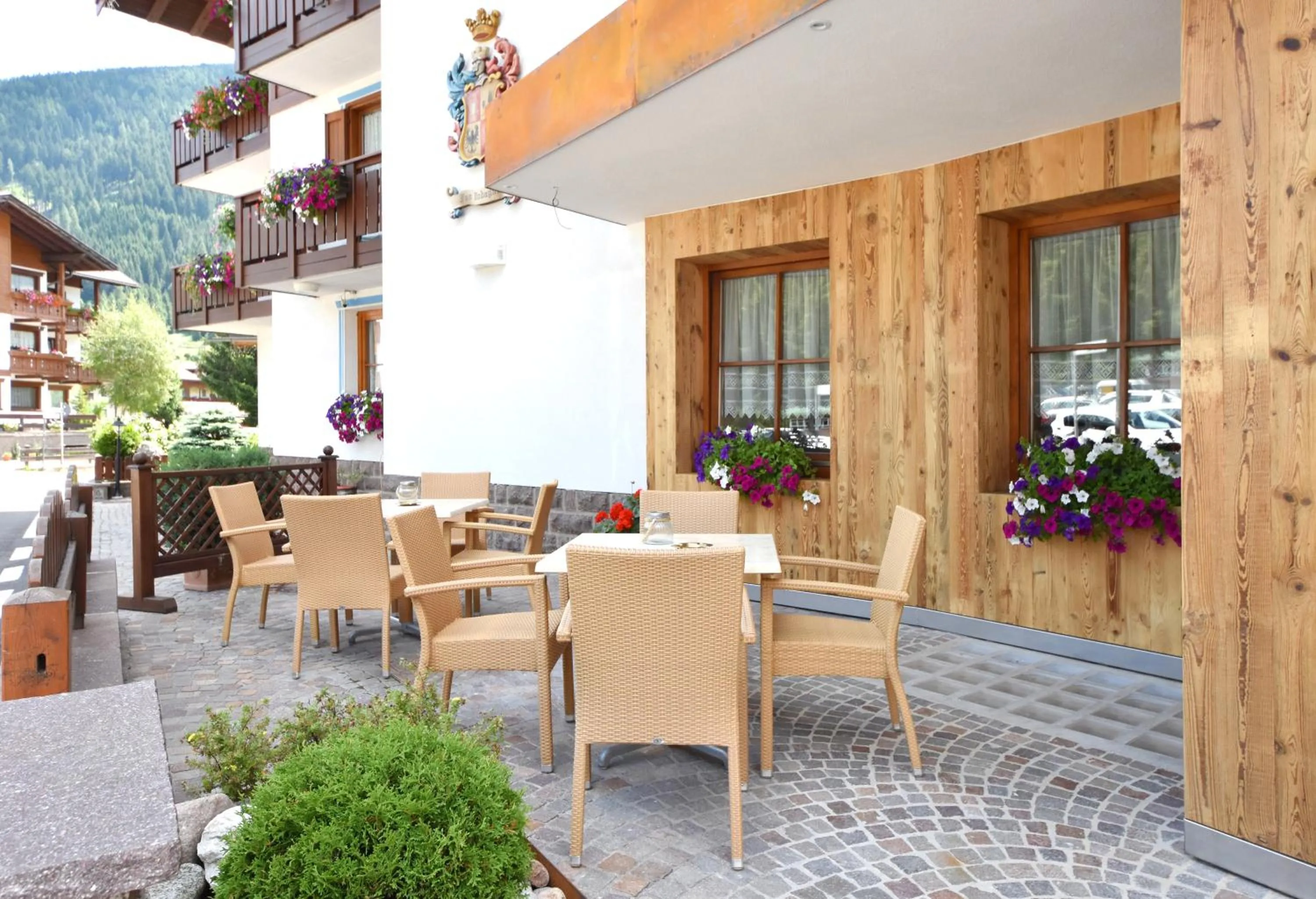 Facade/entrance in Hotel Ciampian