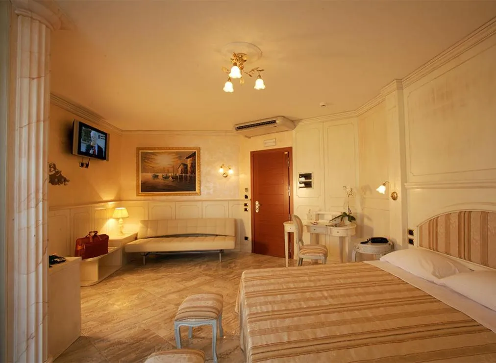 Photo of the whole room in Hotel Boracay