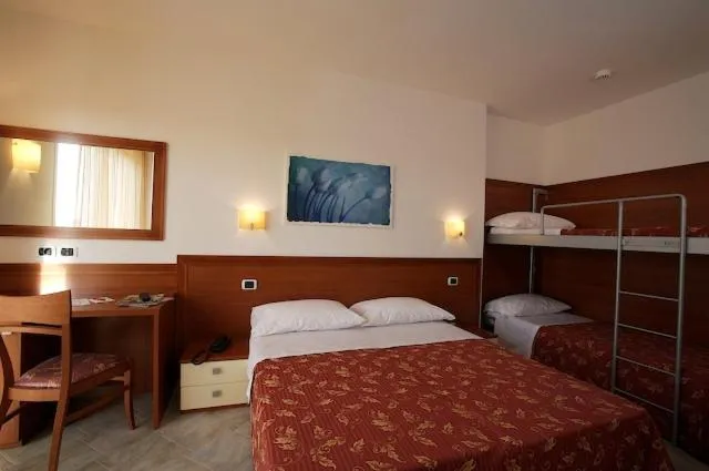 bunk bed in Hotel Boracay