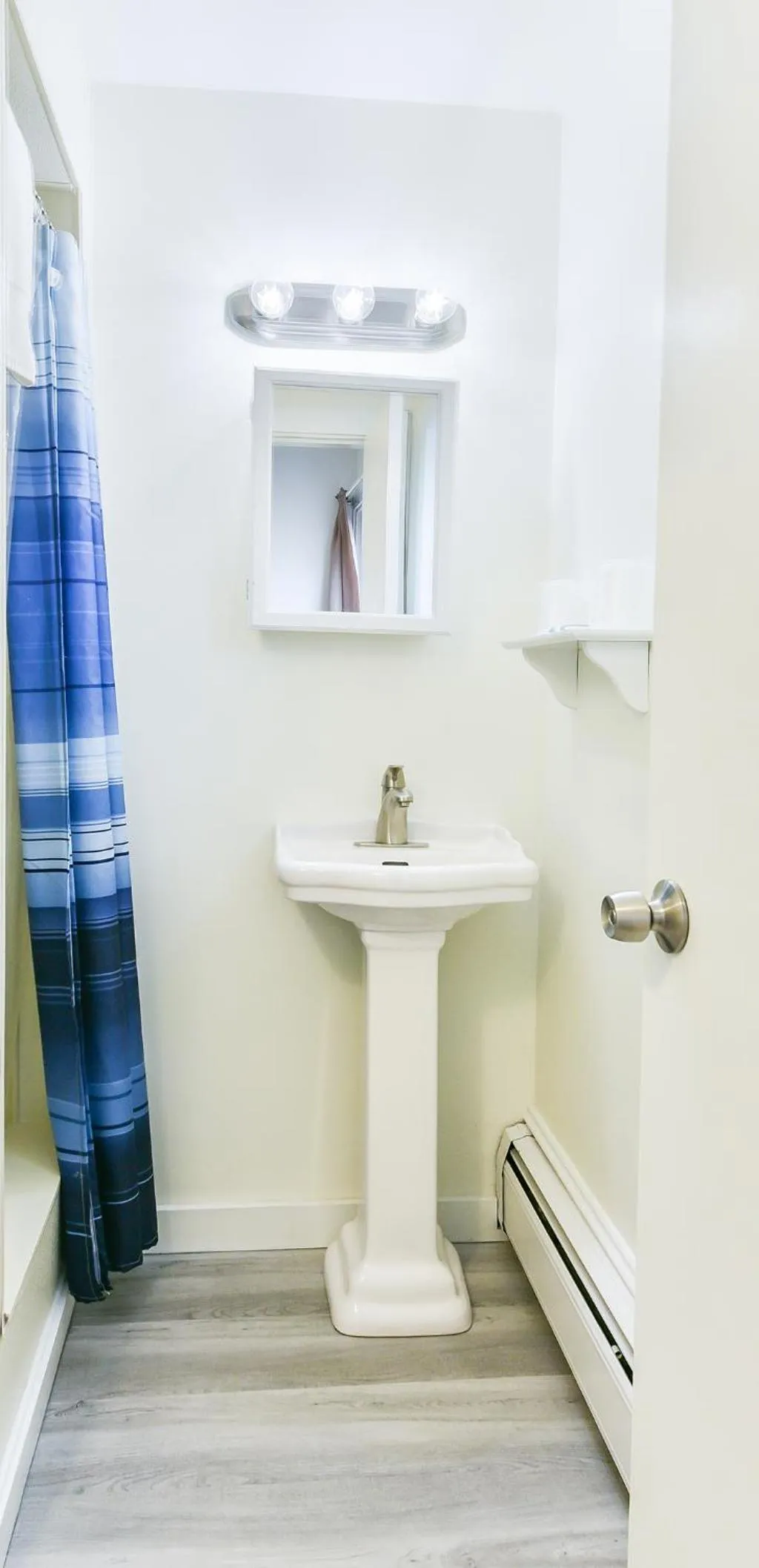 Bathroom in The Saco Motel