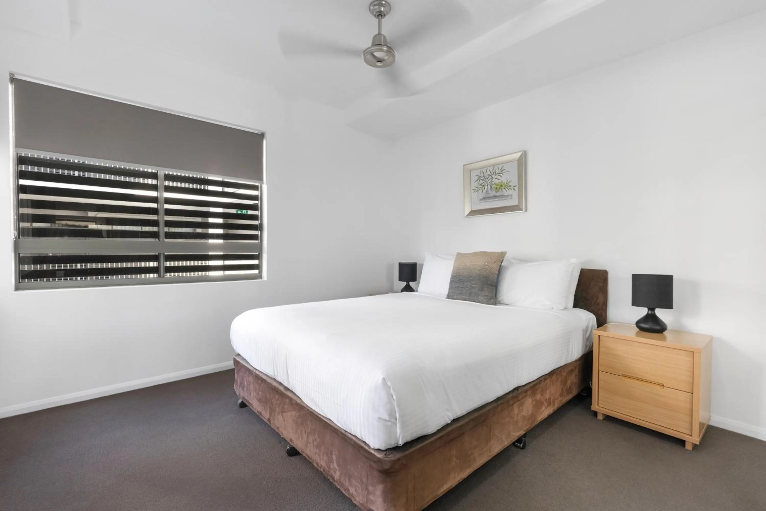 Bed in Beaches on Lammermoor Apartments