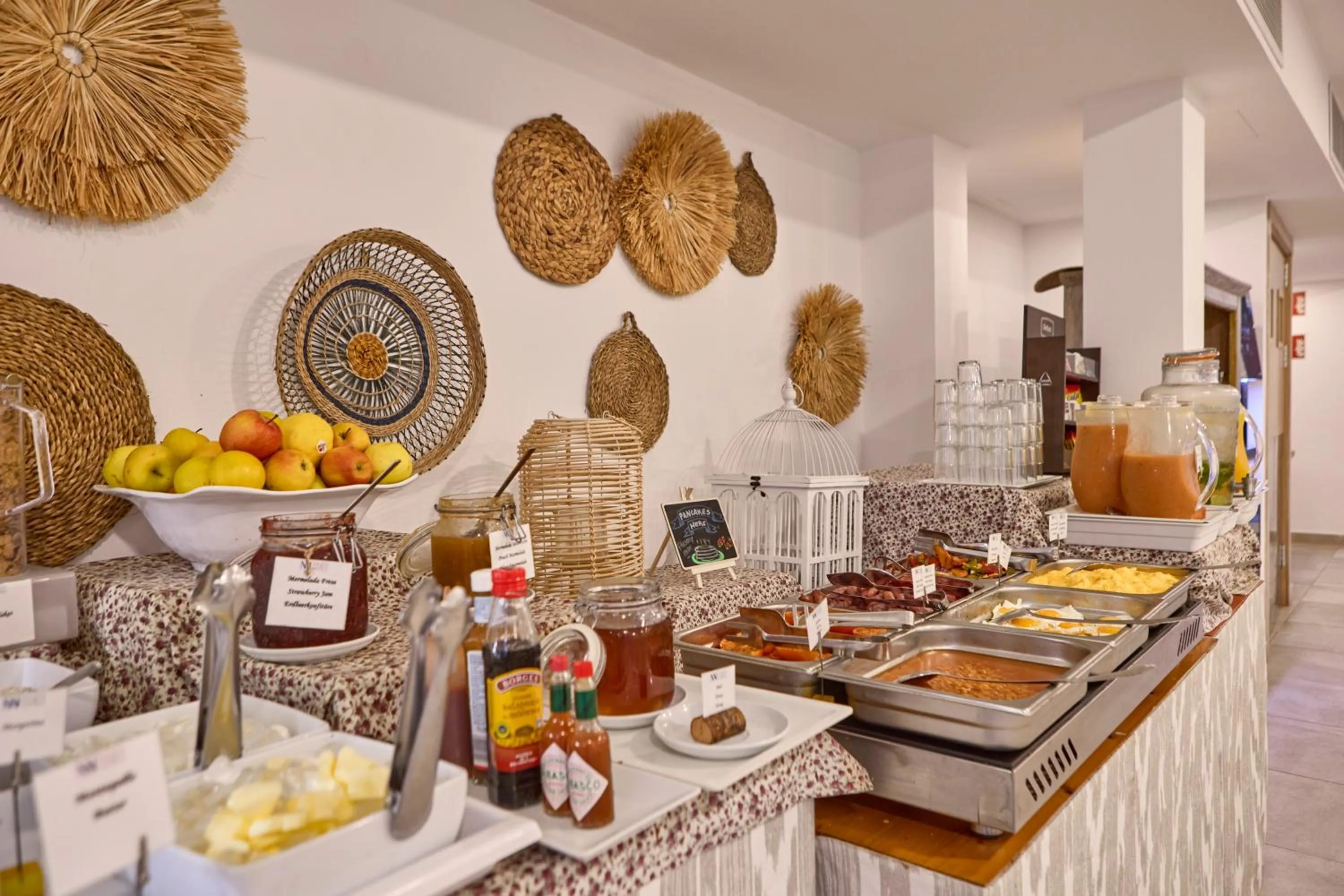 Breakfast in INNER Hotel Rupit "Adults Only"