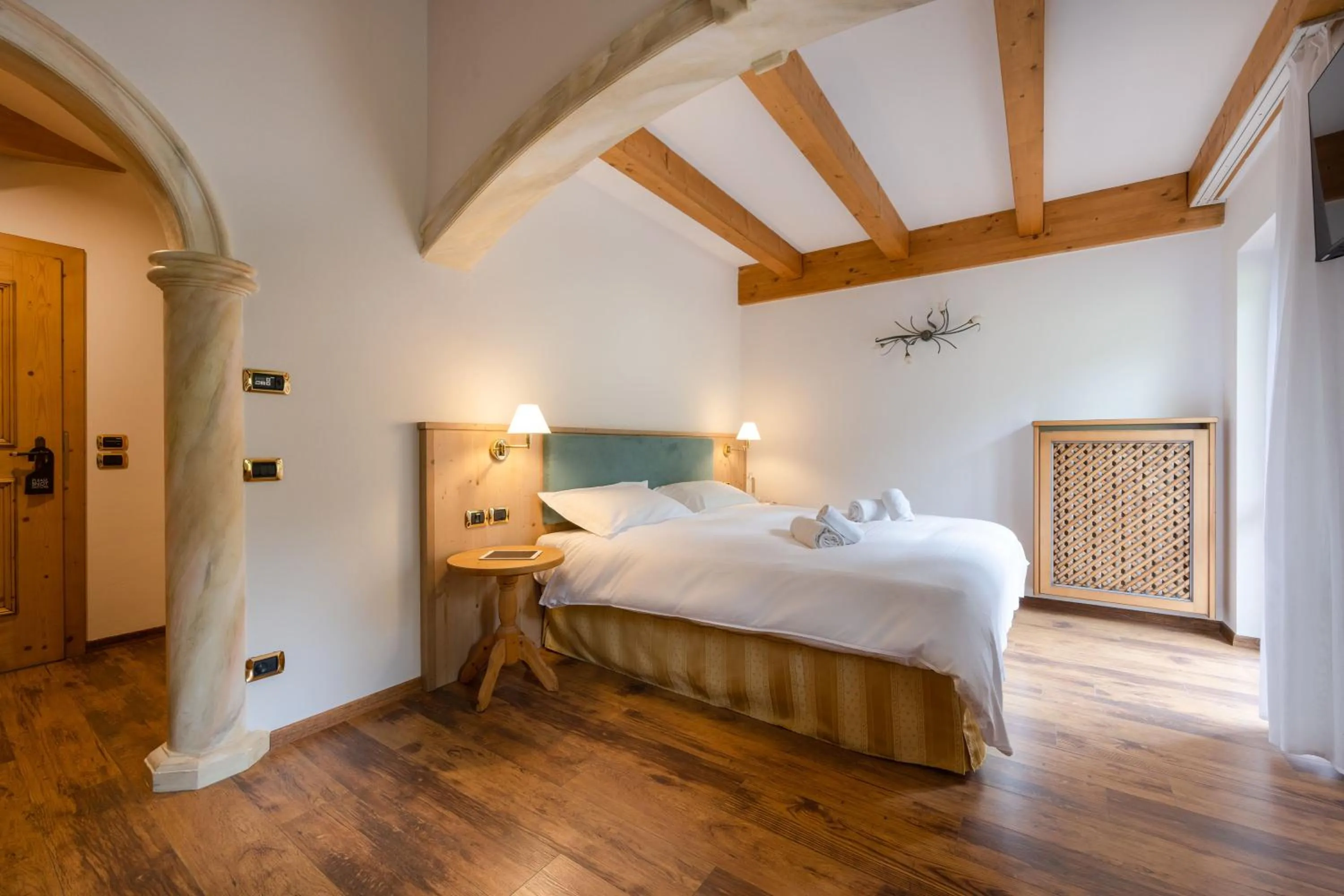 Bed in Hotel Stalon Alpine Chic