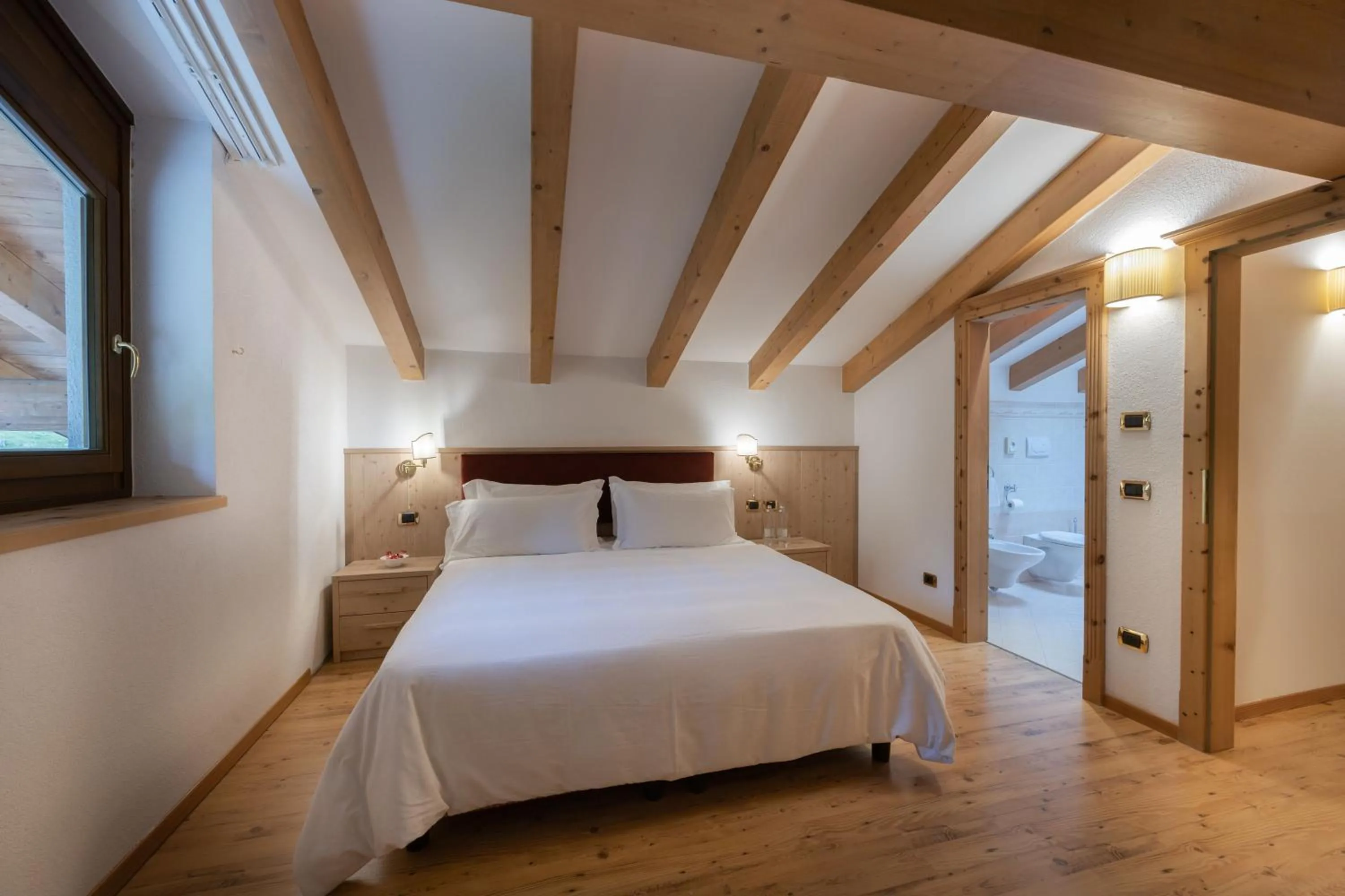 Bed in Hotel Stalon Alpine Chic