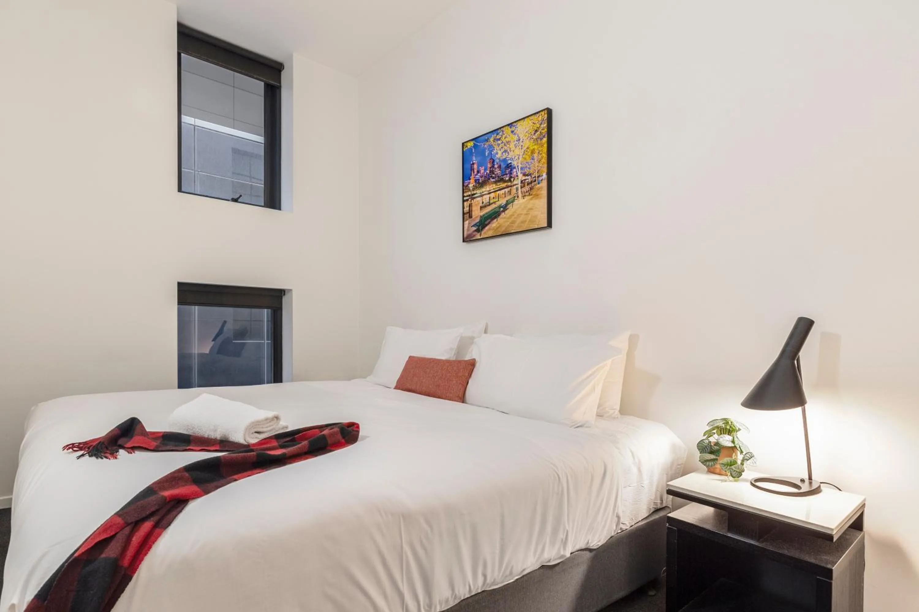 Bedroom, Bed in Punthill Apartment Hotel - Manhattan