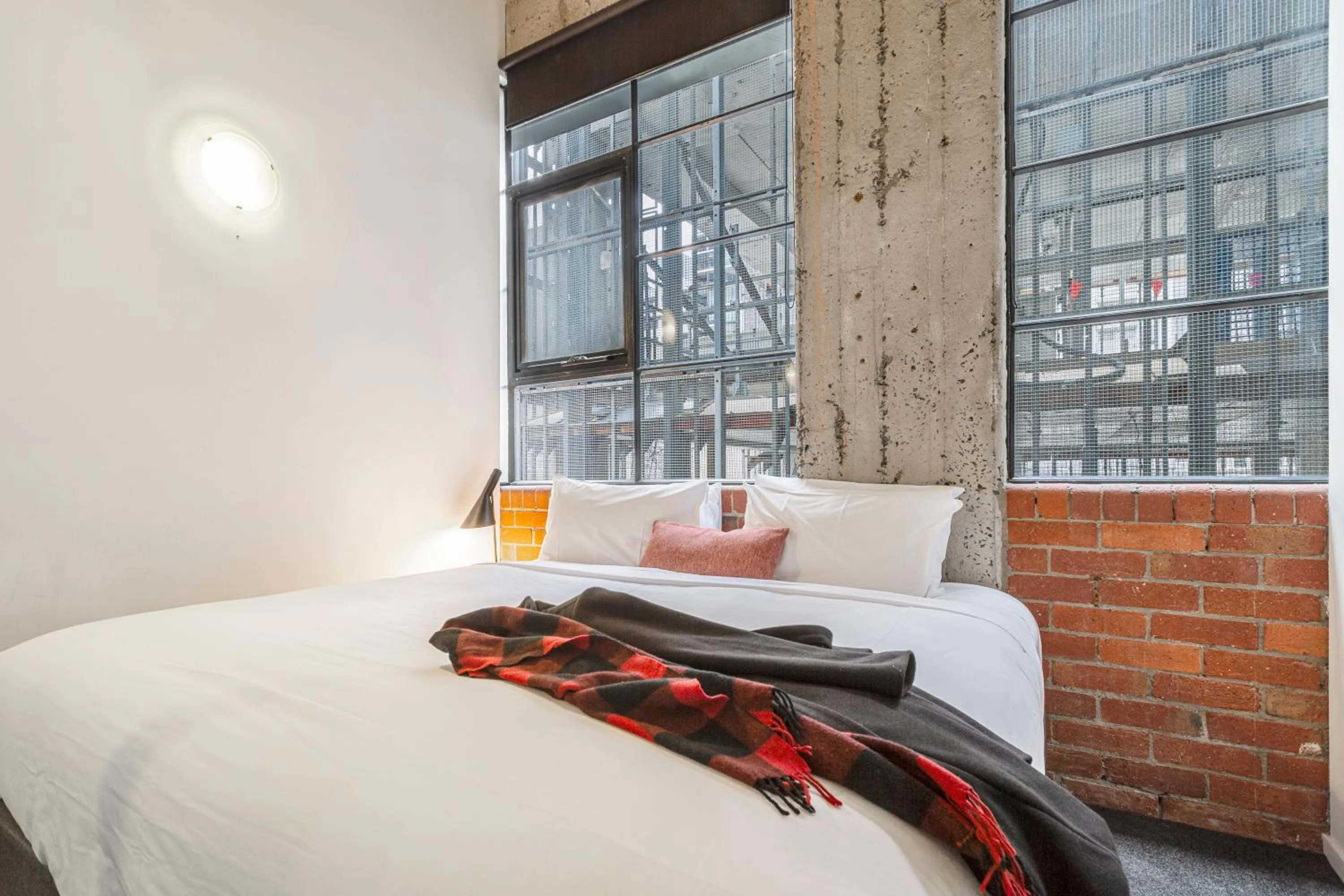 Bed in Punthill Apartment Hotel - Manhattan