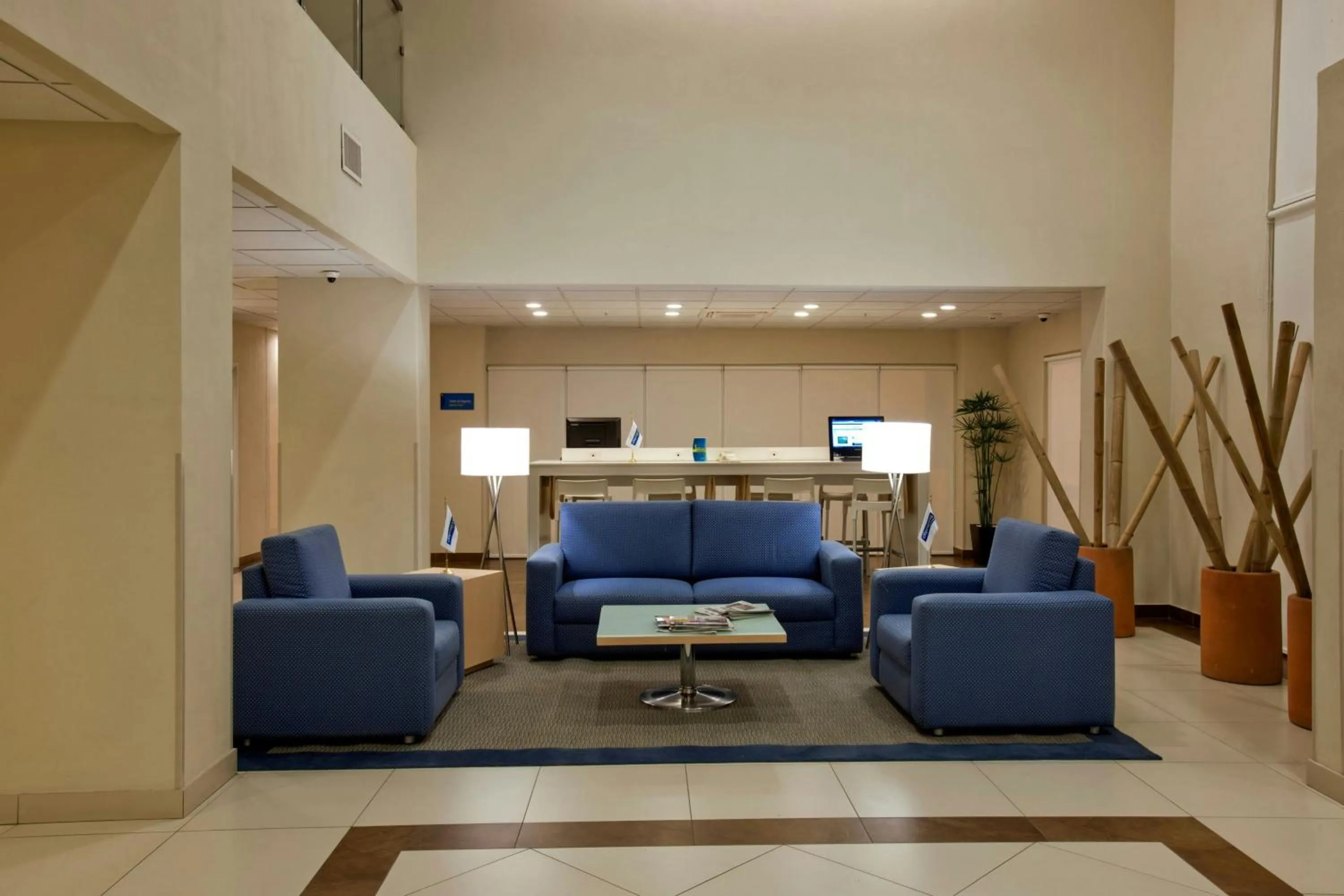 Living room in City Express by Marriott Ciudad Obregon