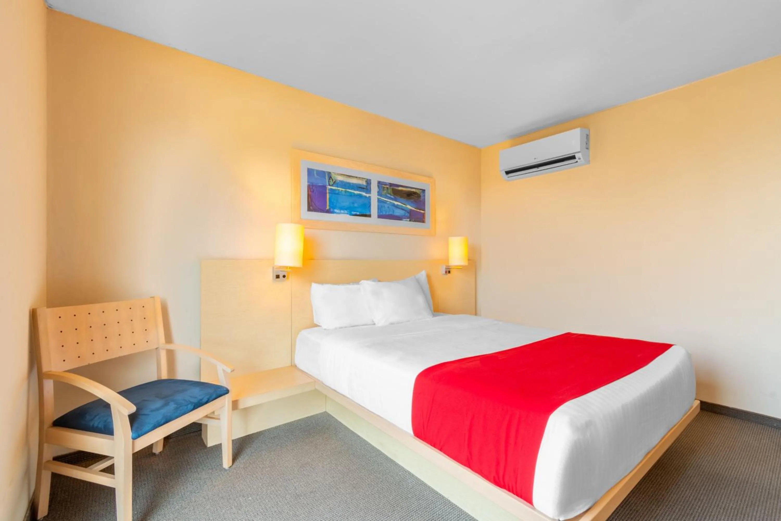 Photo of the whole room, Bed in City Express by Marriott Ciudad Obregon