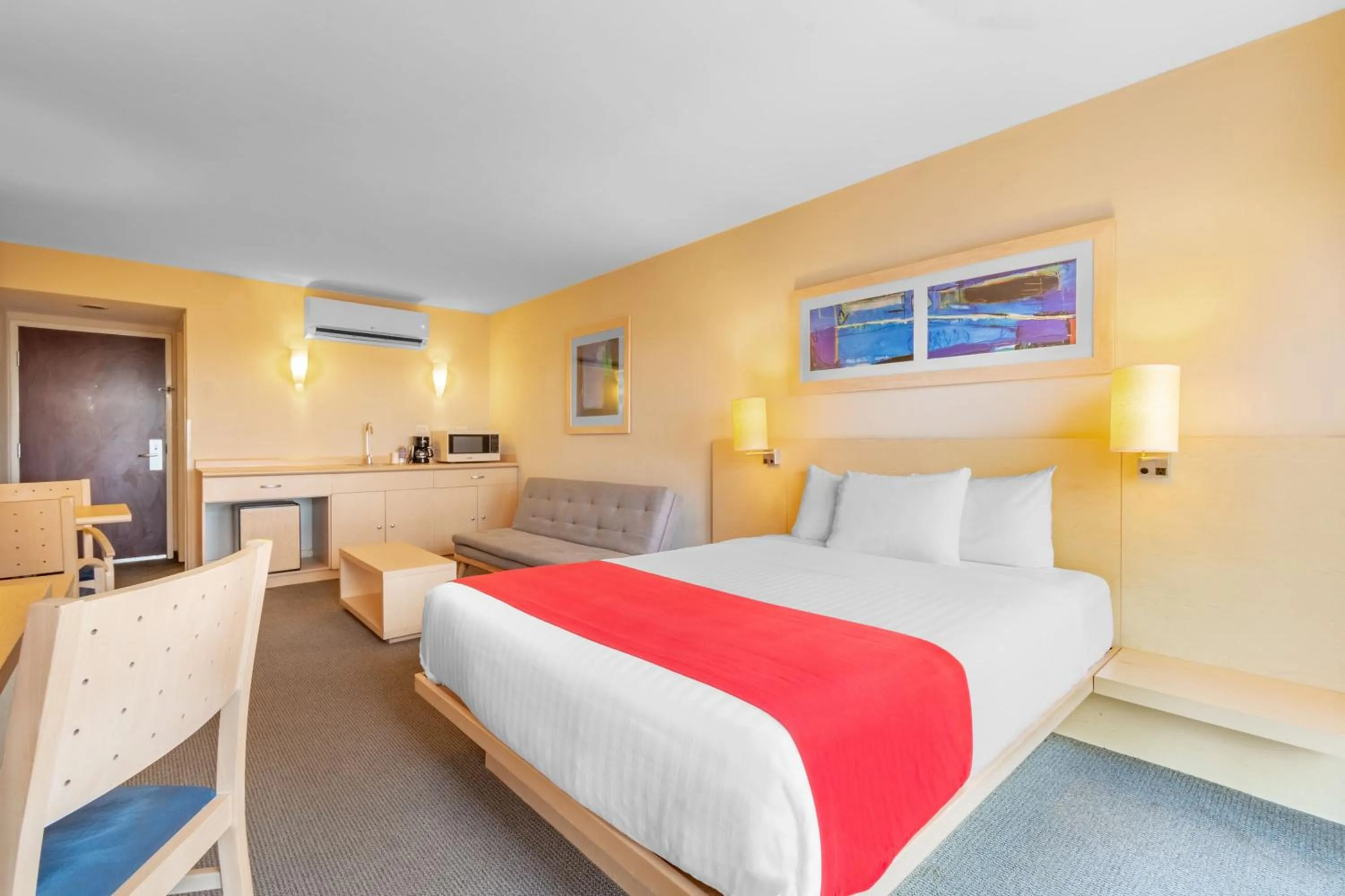 Photo of the whole room, Bed in City Express by Marriott Ciudad Obregon