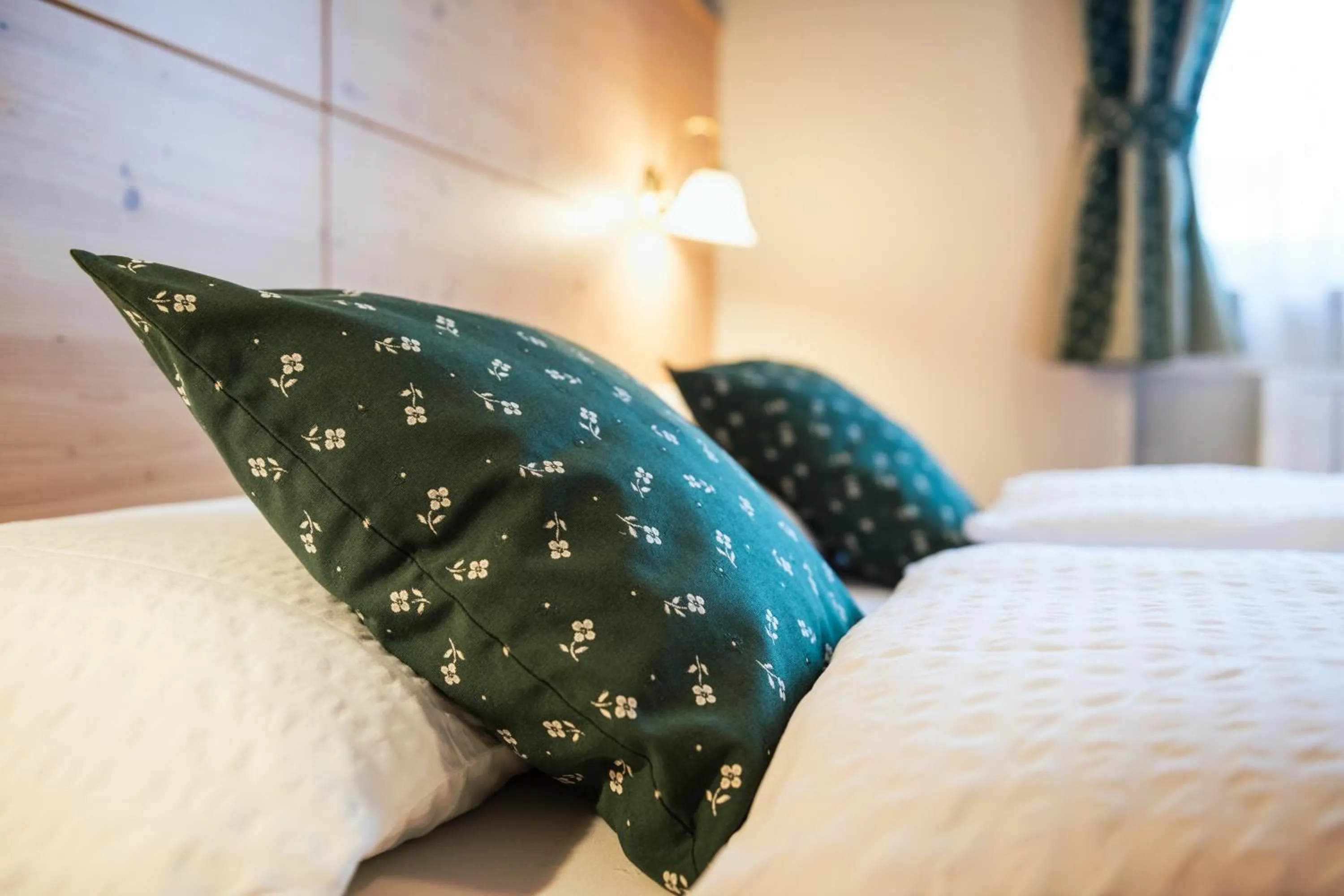 Bedroom, Bed in Chalet Vanzi