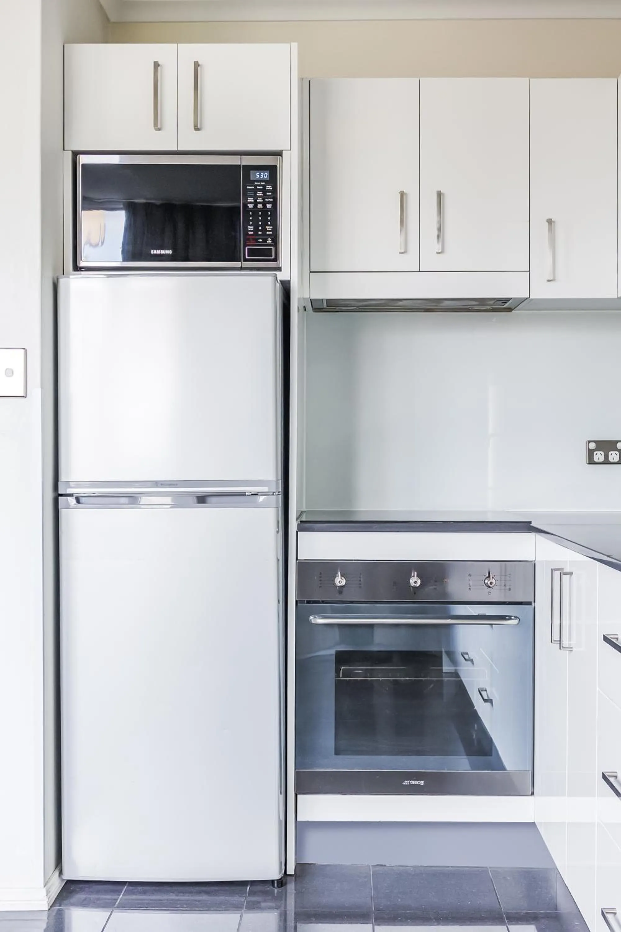 Kitchen or kitchenette in Oaks Sydney Hyde Park Suites