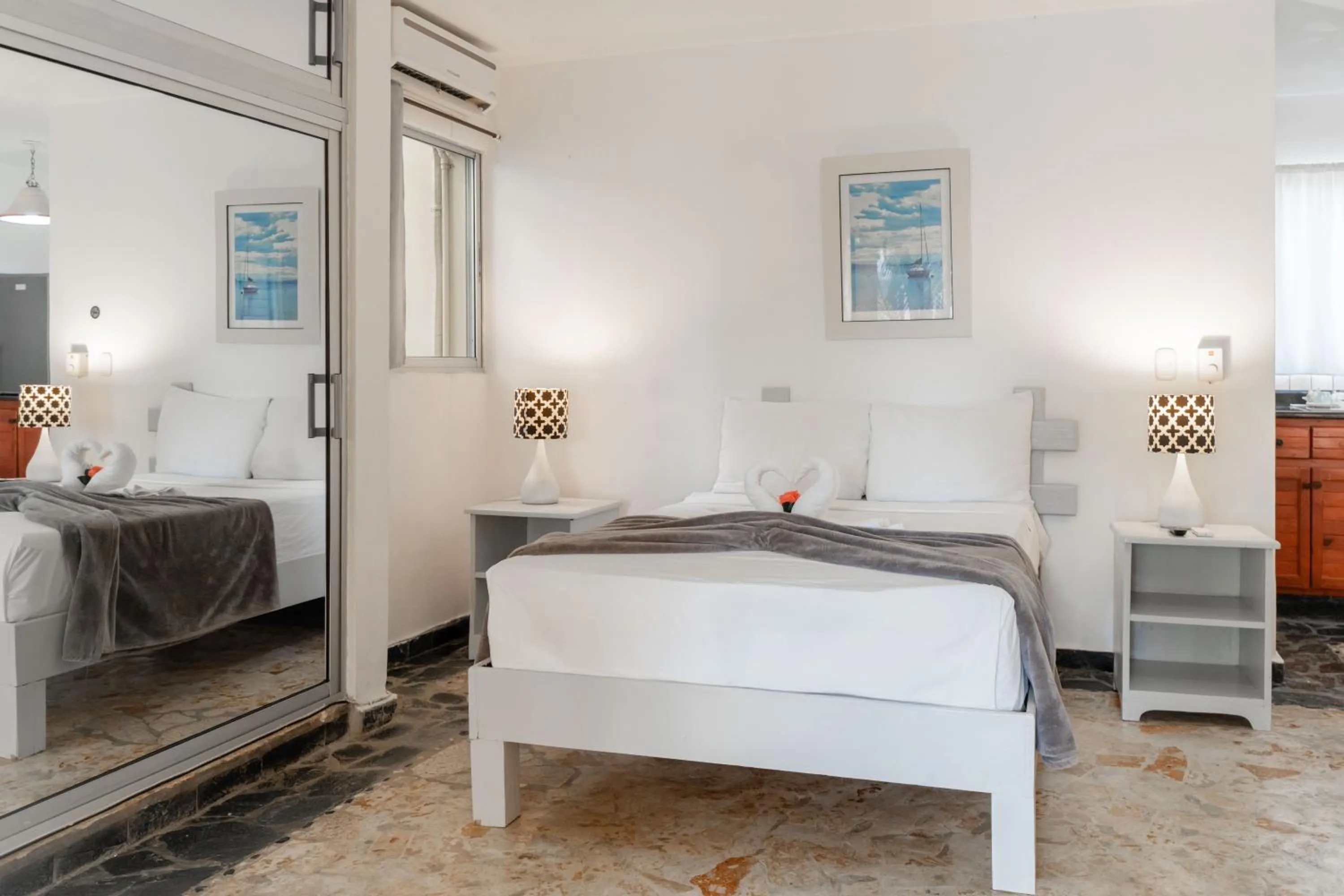 Bed in Aparta-Hotel Villa Baya