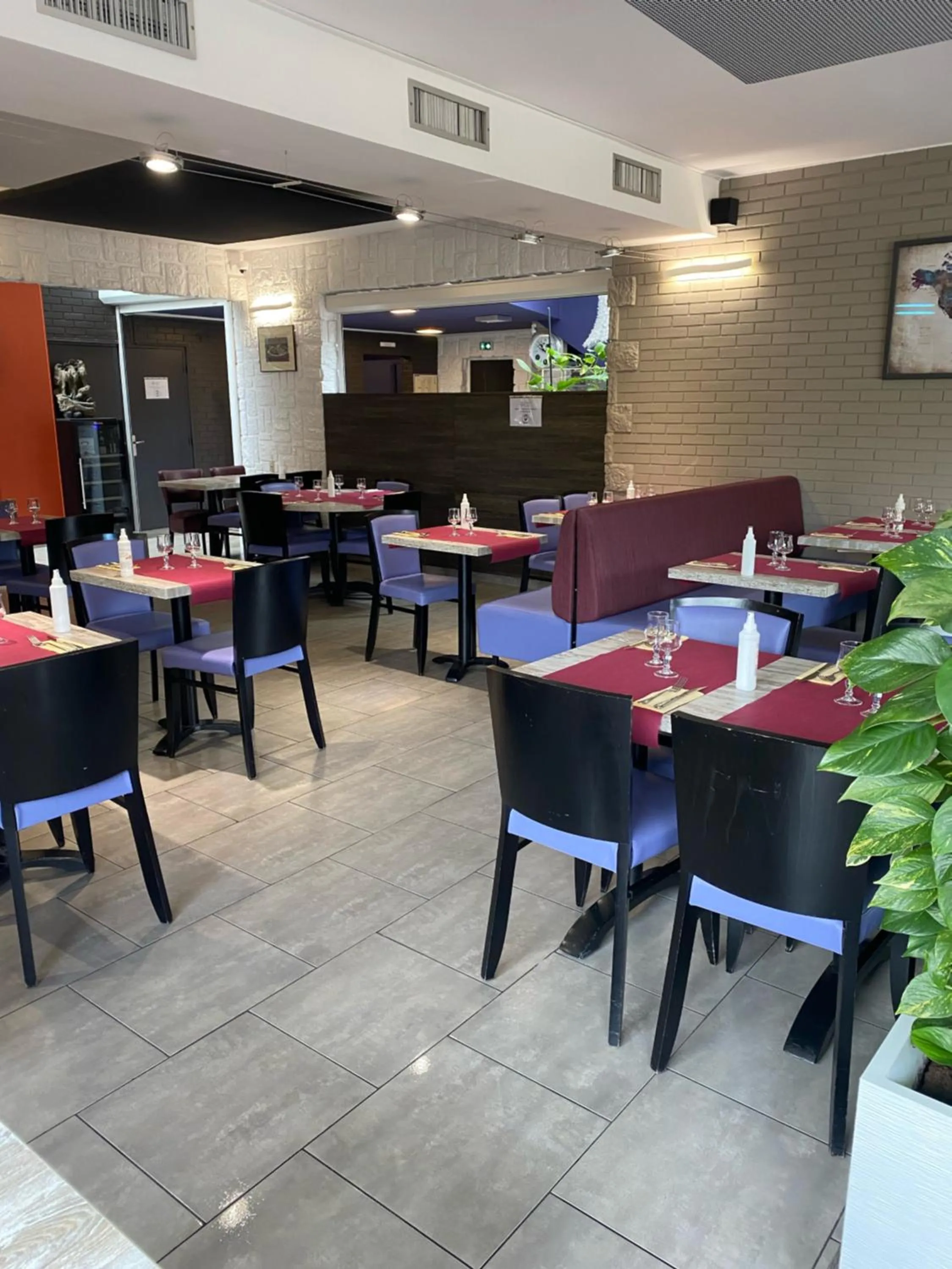 Restaurant/places to eat in Hotel Restaurant Vesontio