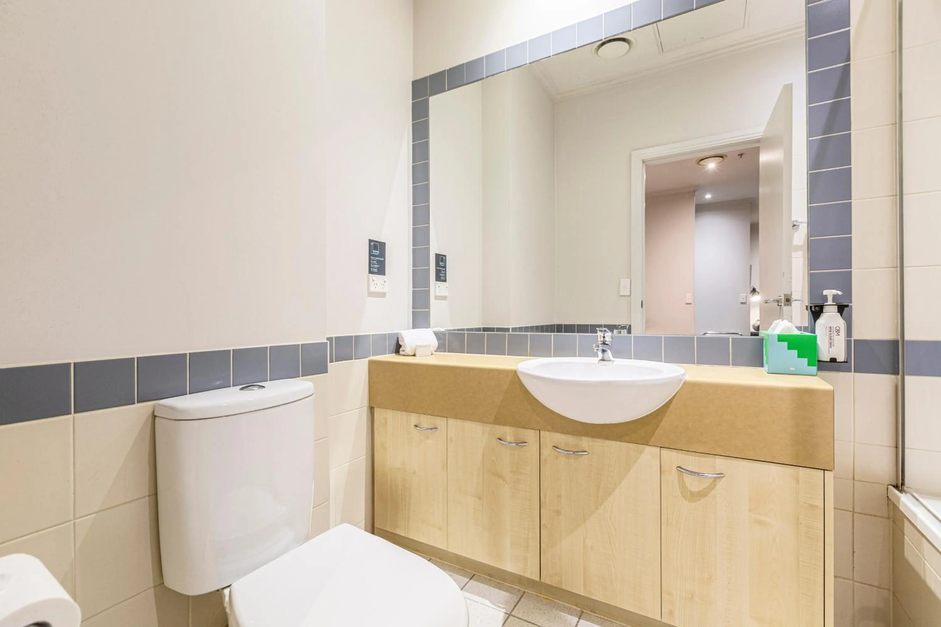 Bathroom in Punthill Apartment Hotel - Flinders Lane