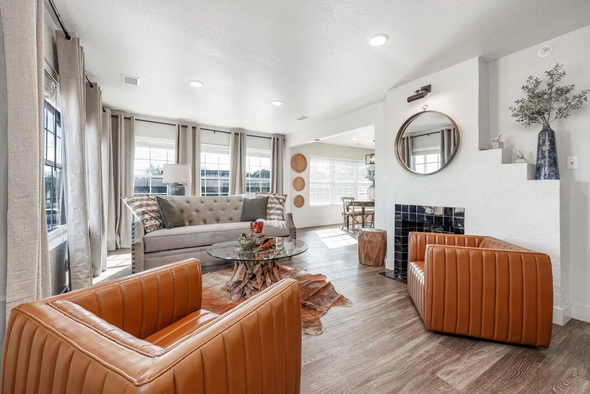 Living room in Best Court