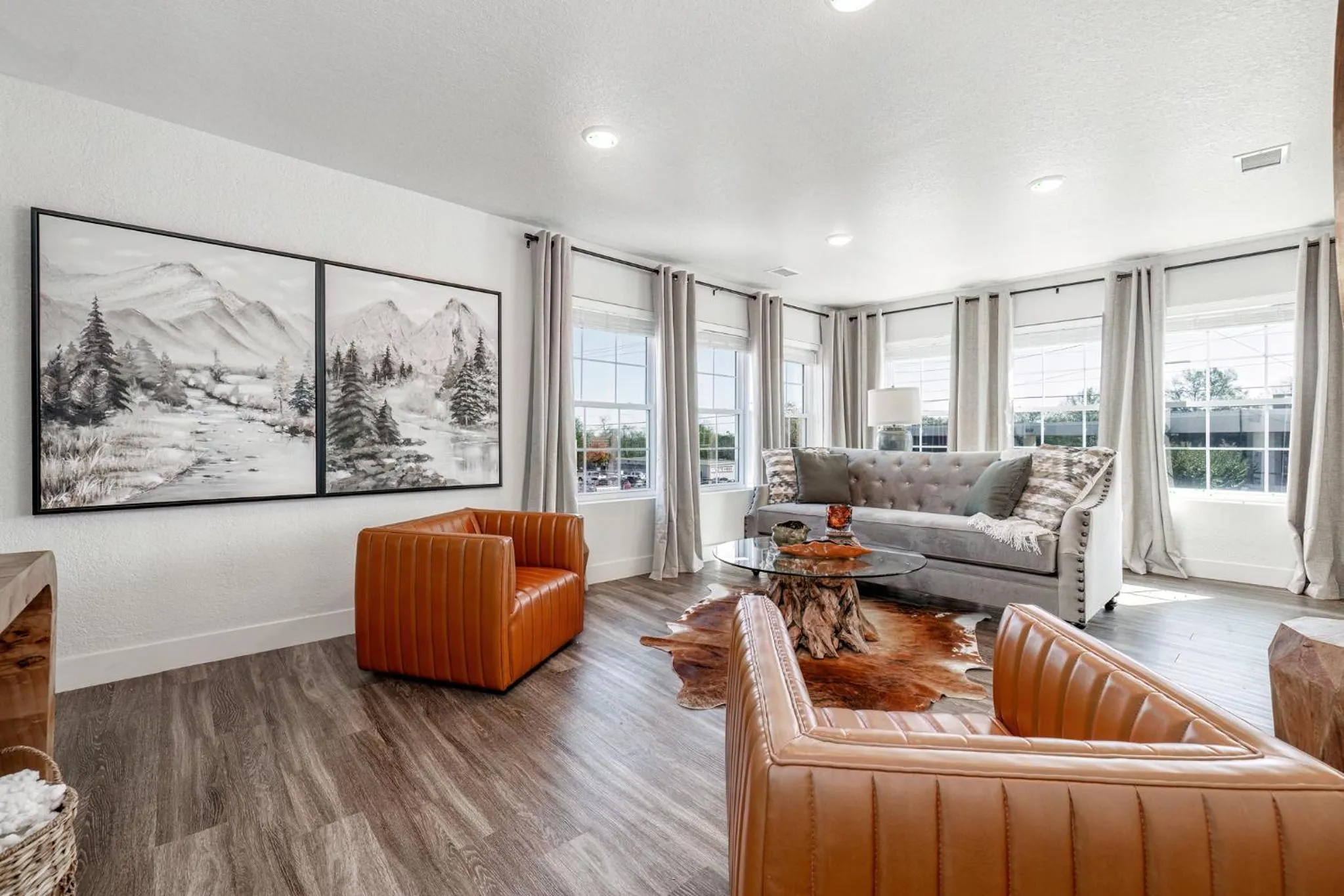 Living room in Best Court