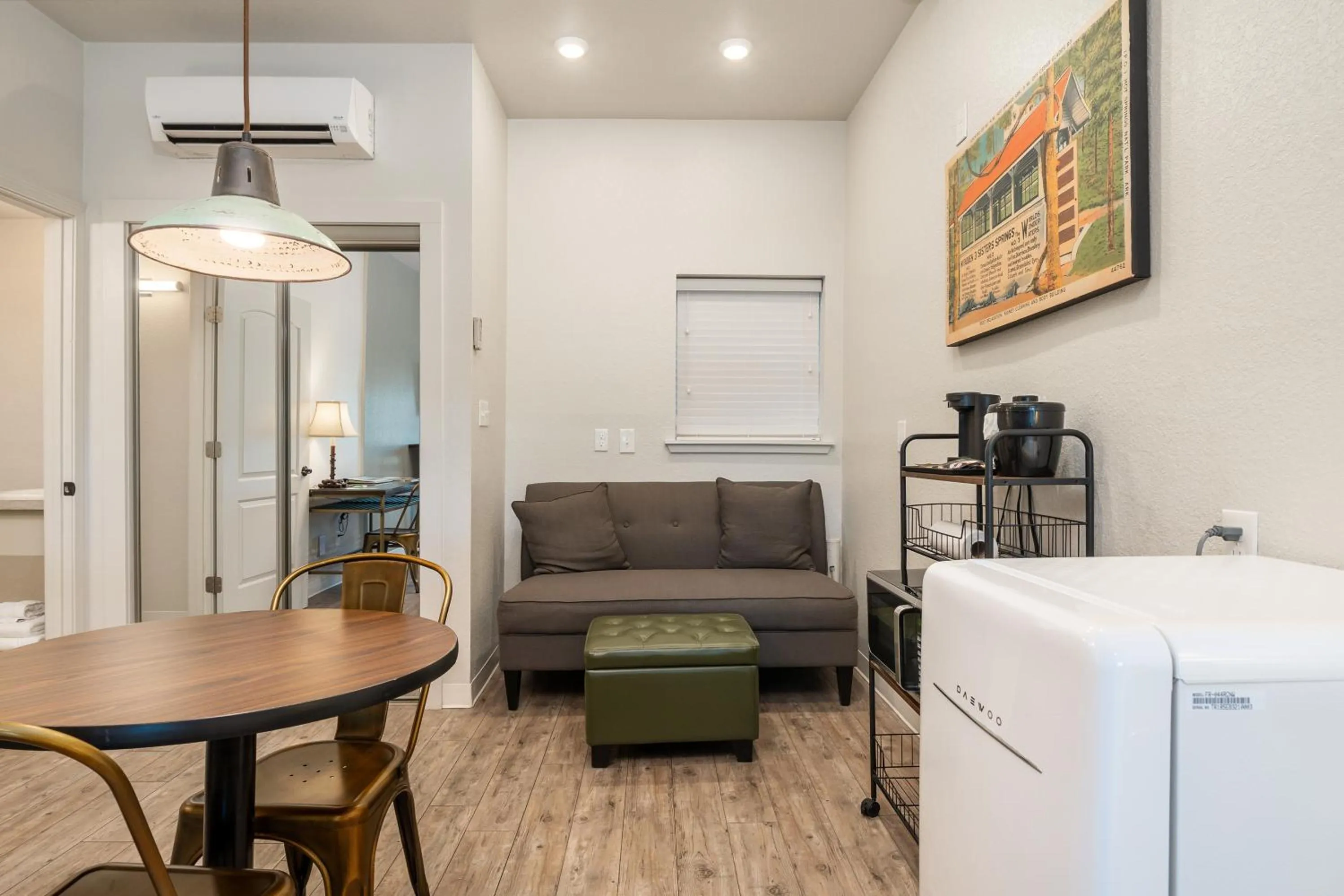 Living room in Best Court