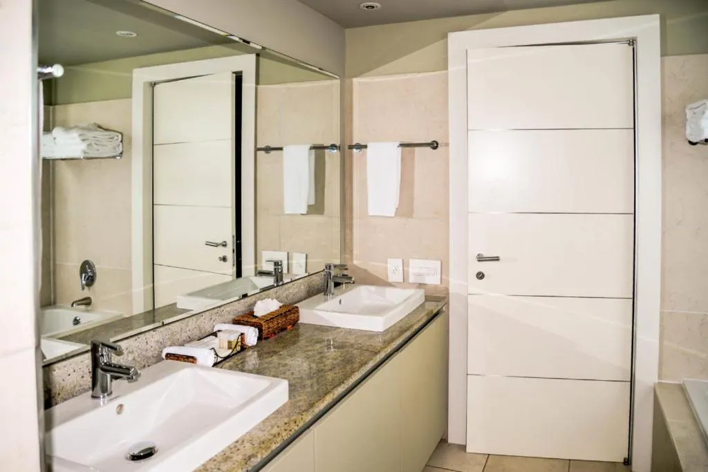 Shower in Le Vele Resort