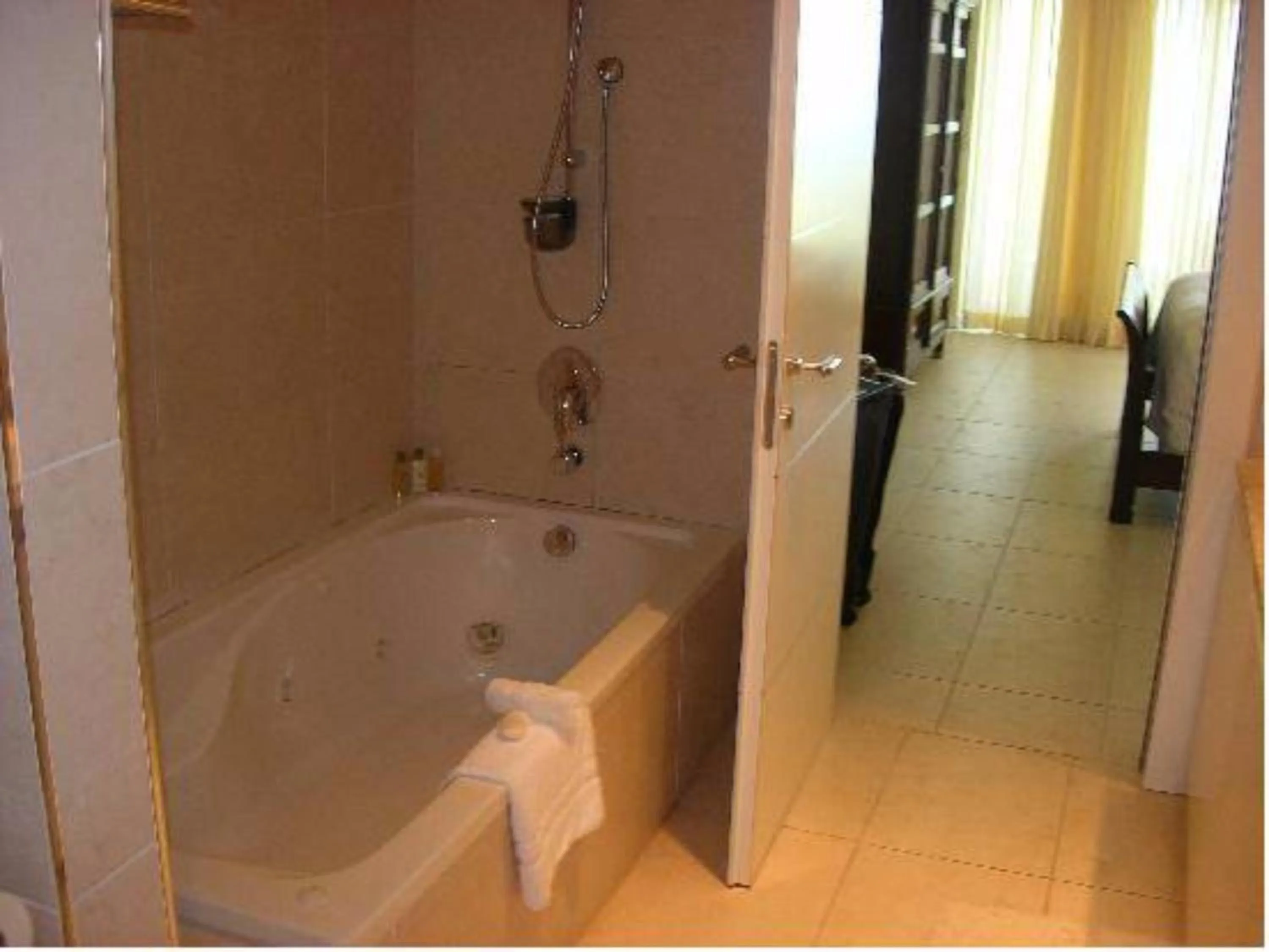 Bathroom in Le Vele Resort