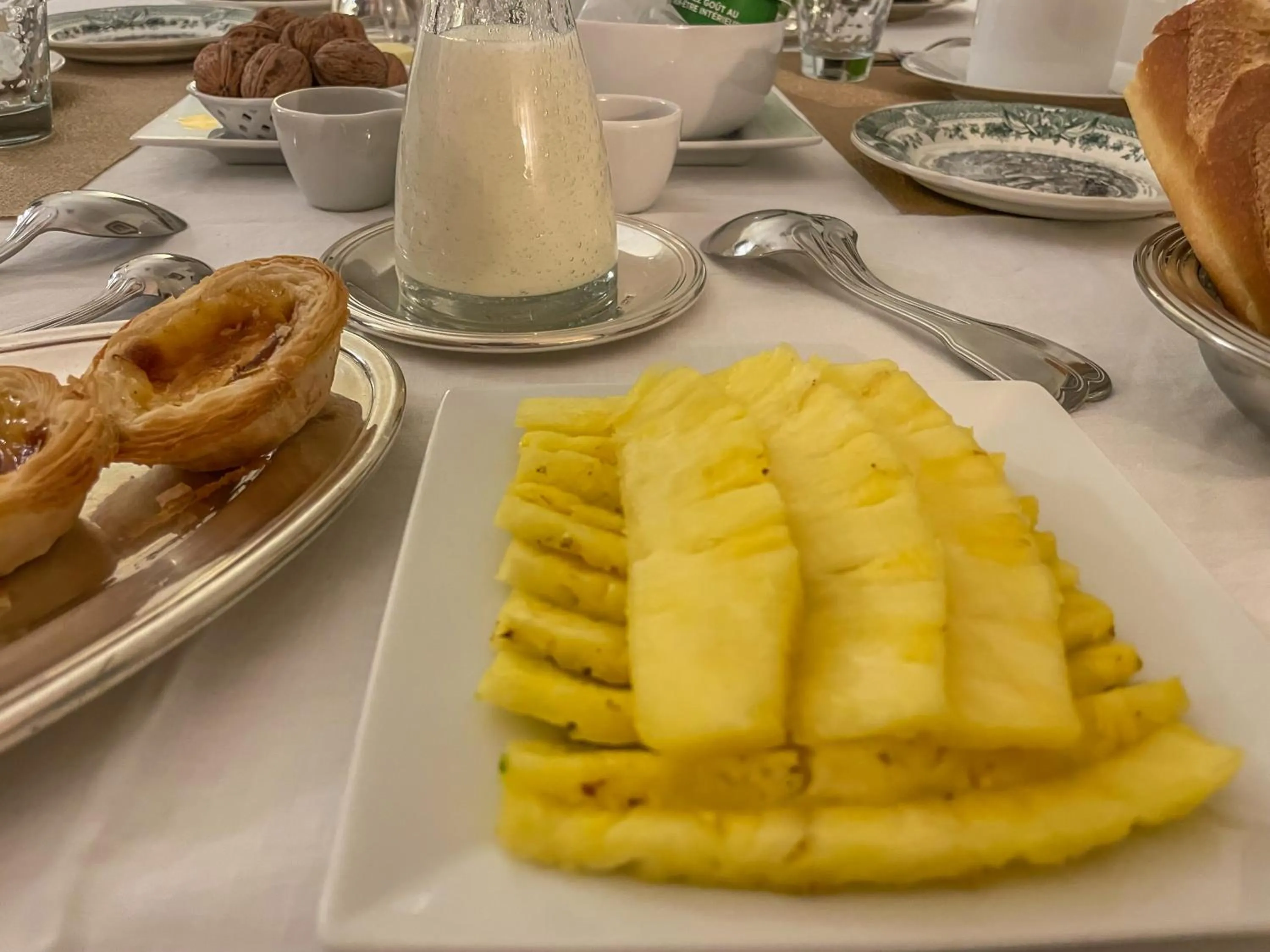 Breakfast in Clos de Bellefontaine B&B