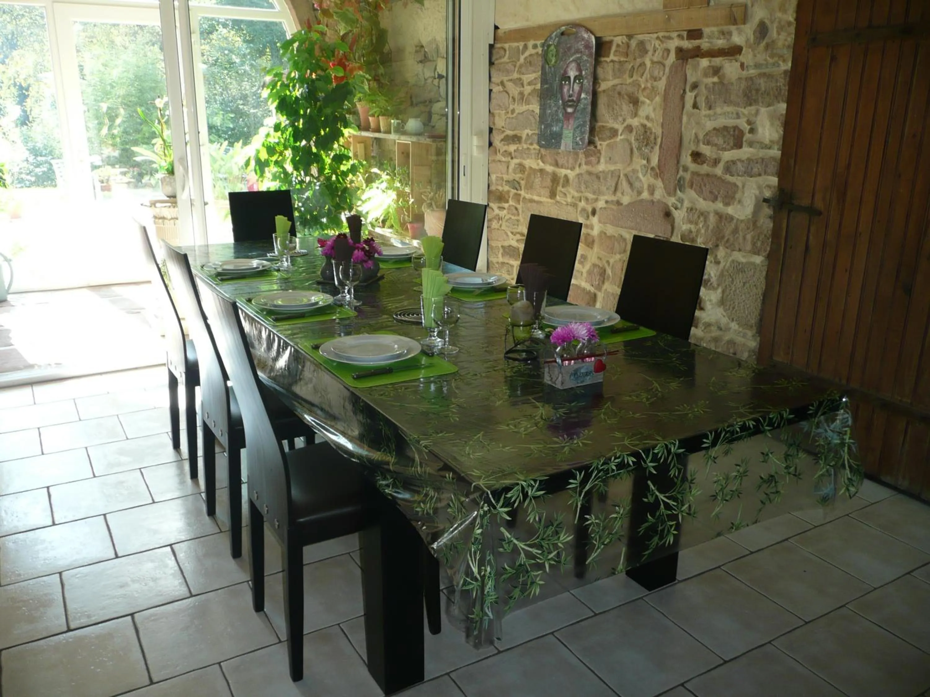 Dining area in Au Palton