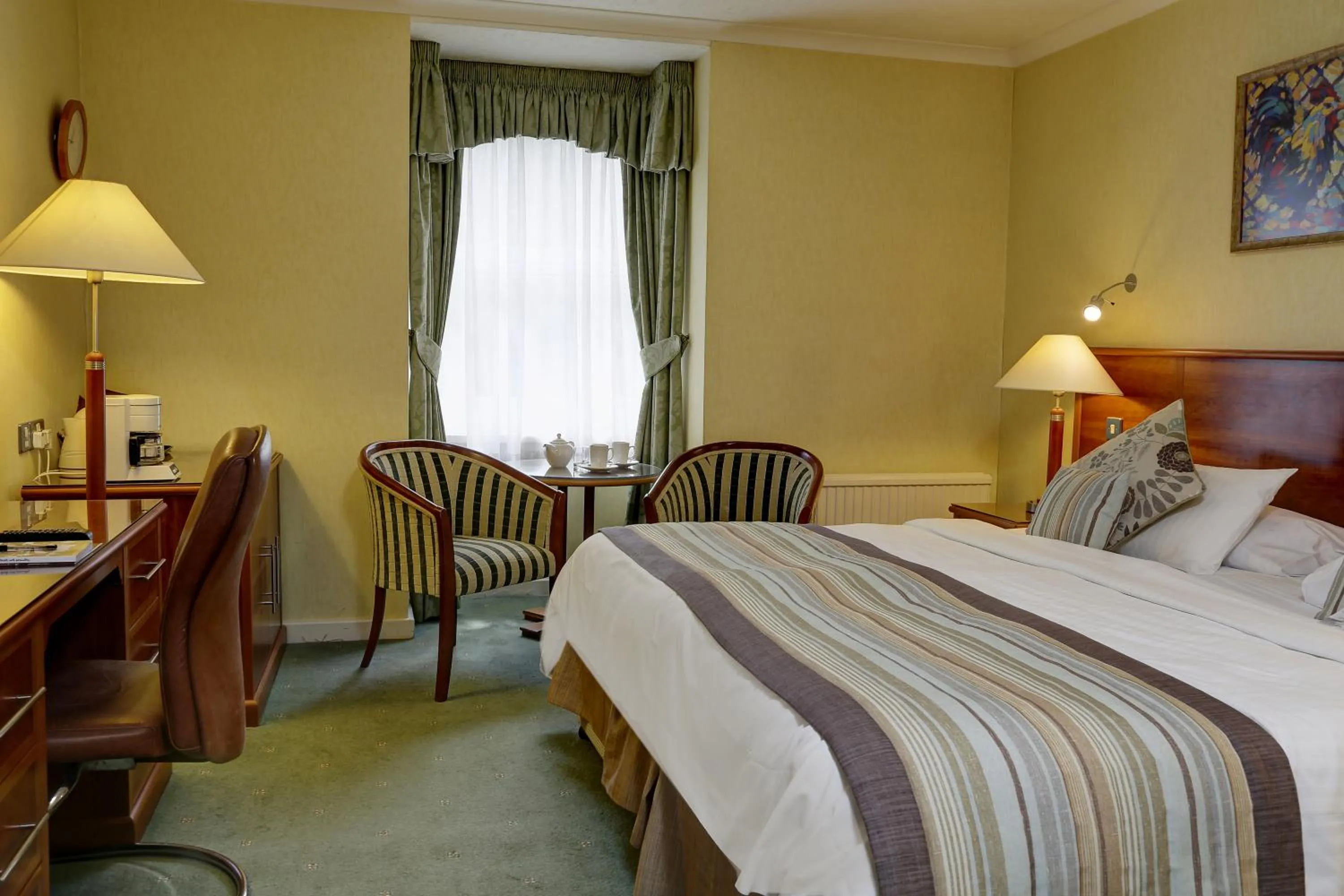 Bedroom, Bed in Swindon Blunsdon House Hotel, BW Premier Collection